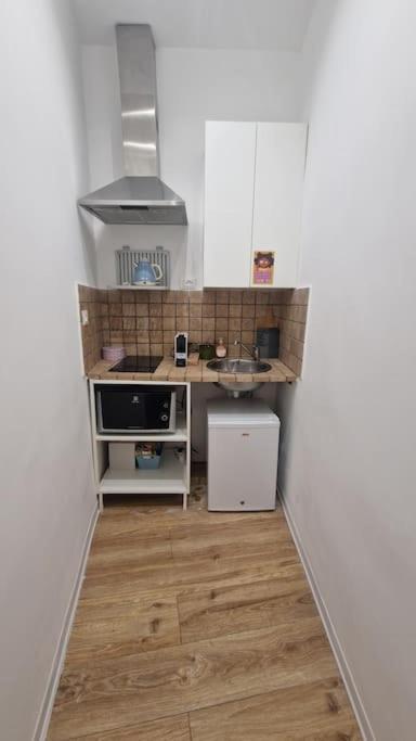 Small & Cozy Near Piazza Navona Appartamento *