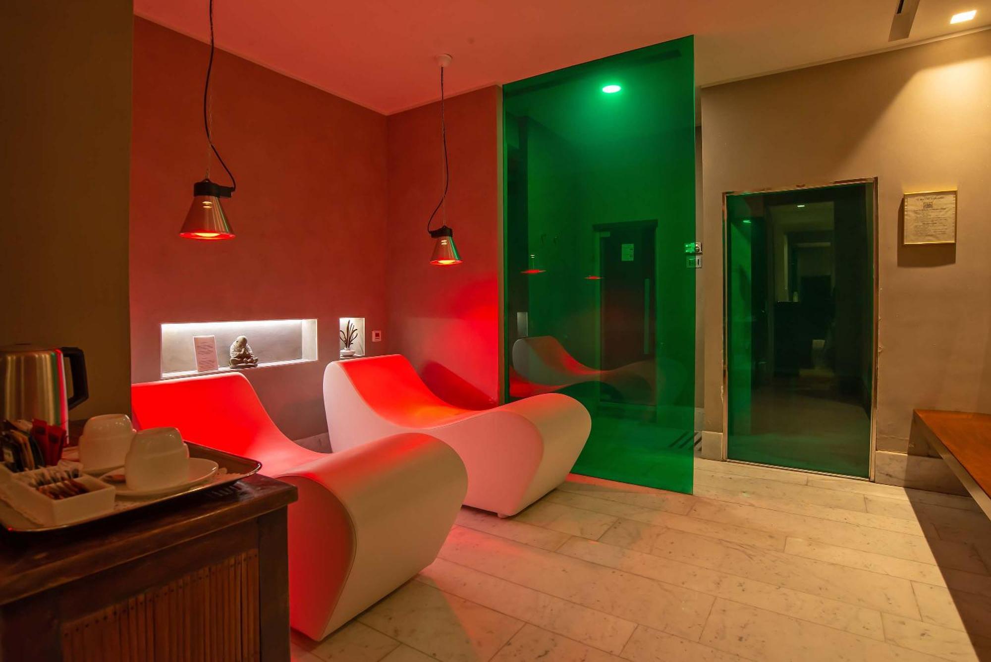 White Hotel Roma