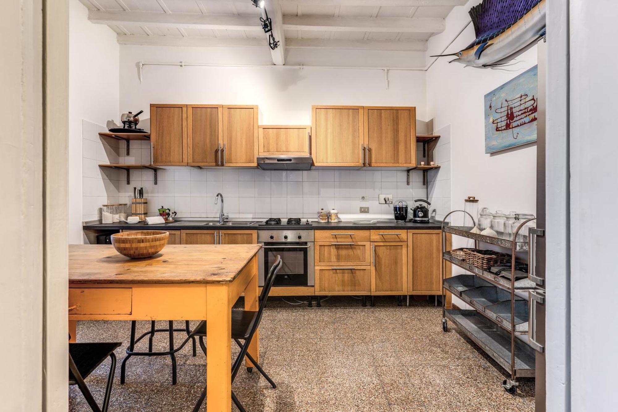 Elegant Two Bedroom Apartment-colosseum *