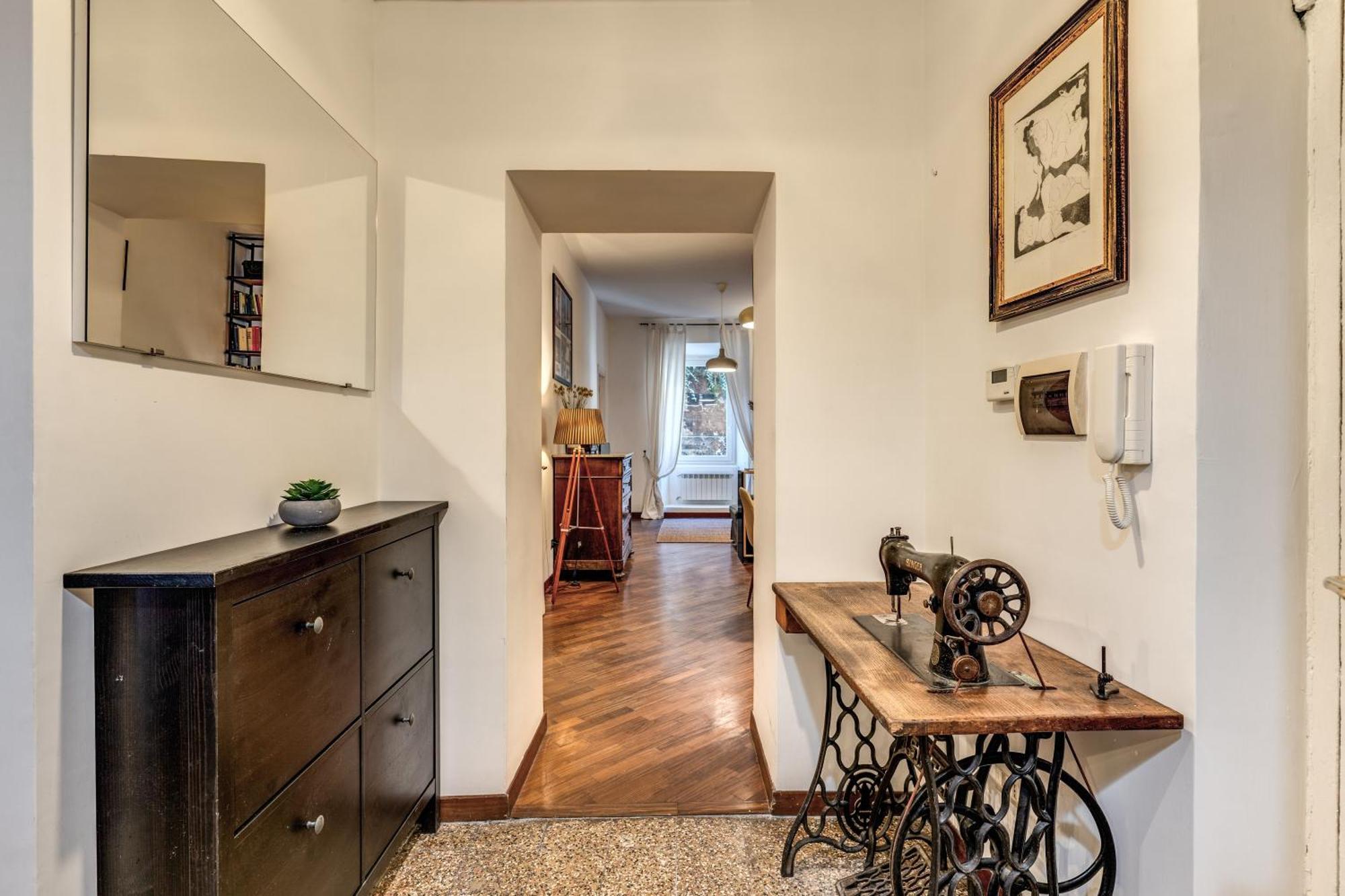 Leilighet Elegant Two Bedroom Apartment-colosseum Roma