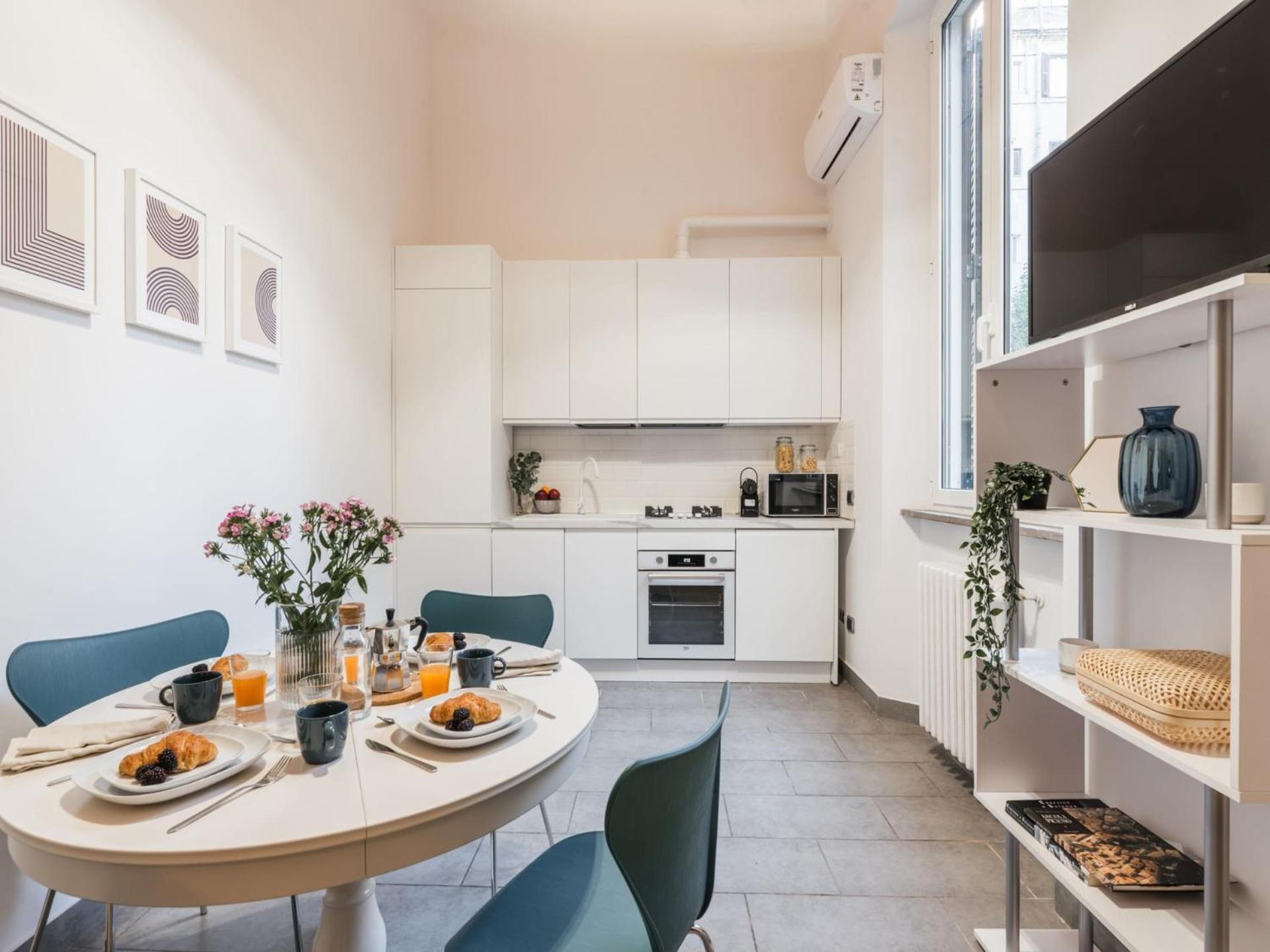 Apartment The Rent - Three-bedroom In Manzoni District Rom