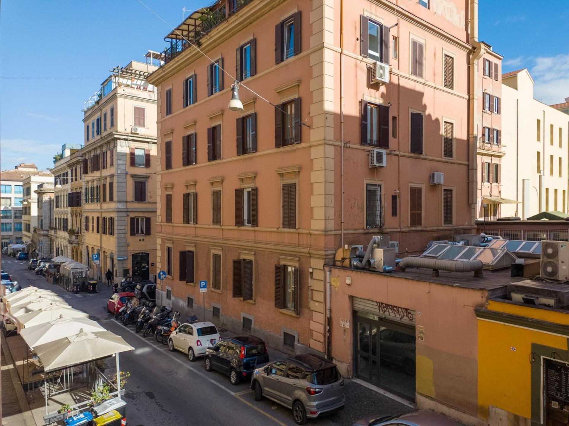 Appartamento The Rent - Three-room Near The Colosseum Roma