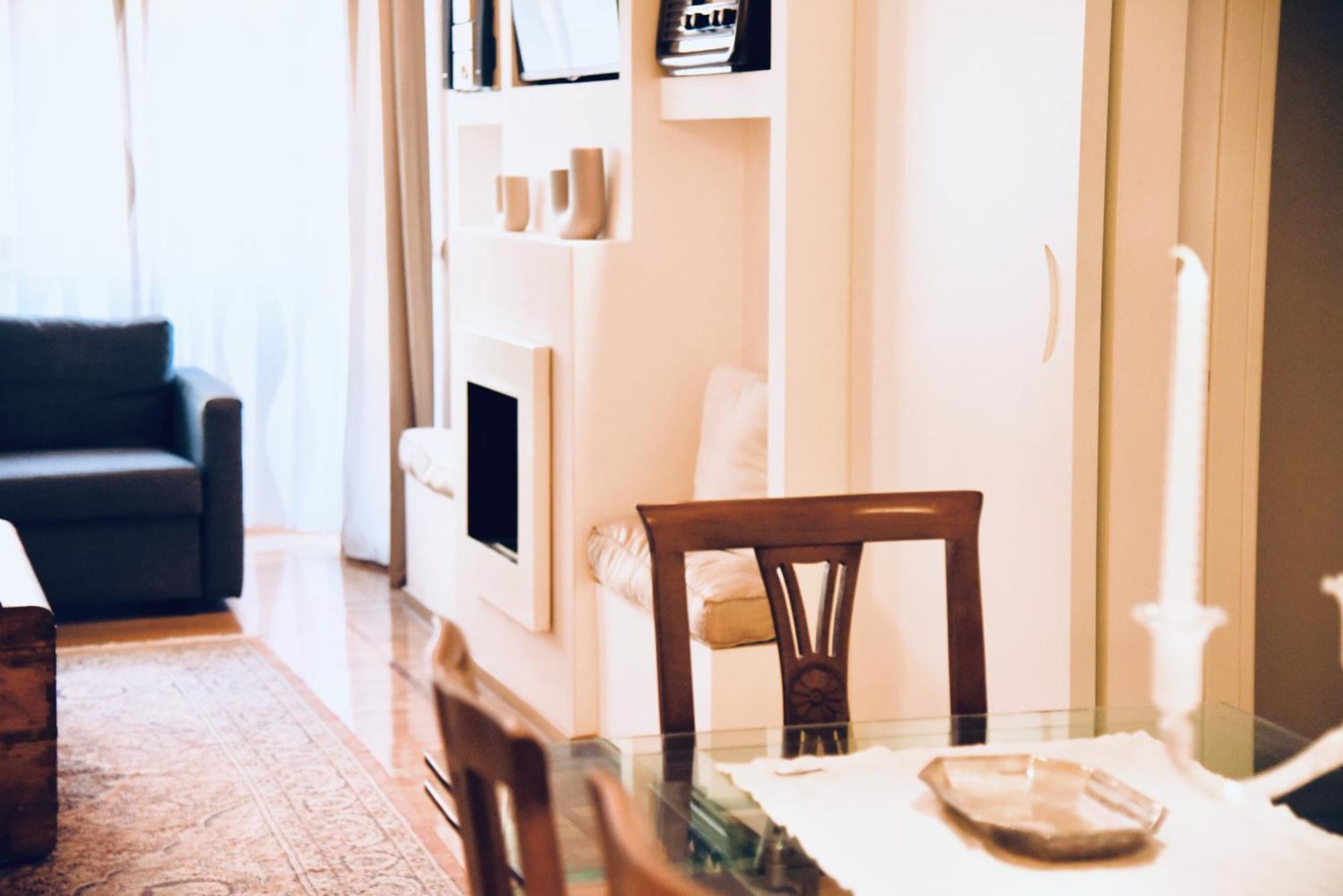 Chic And Elegant In The Heart Of Apartamento