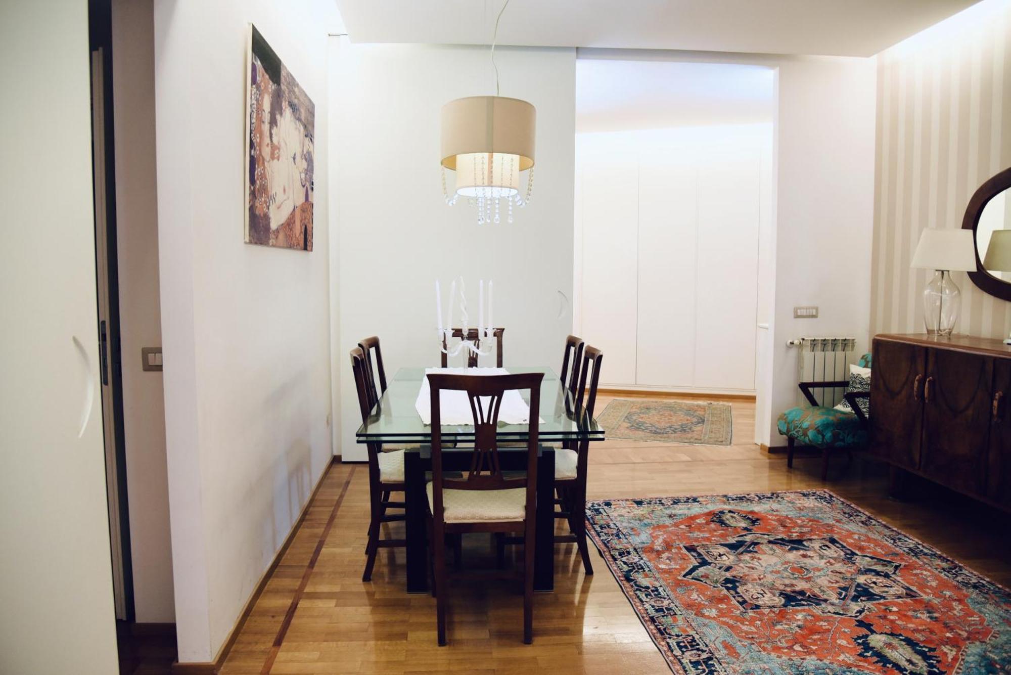 Chic And Elegant In The Heart Of Apartamento *