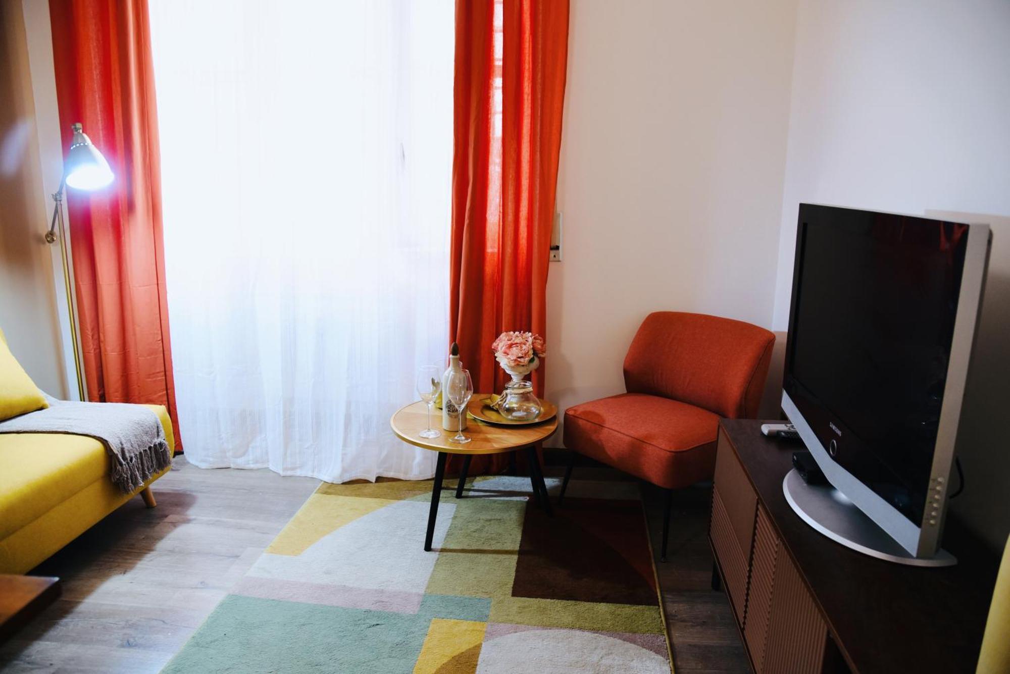 Appartamento Cozy And Elegant In Roma