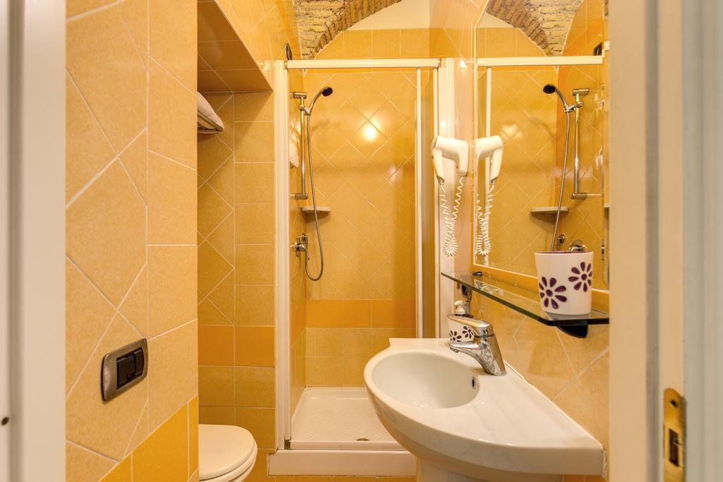 Guest house Persepolis