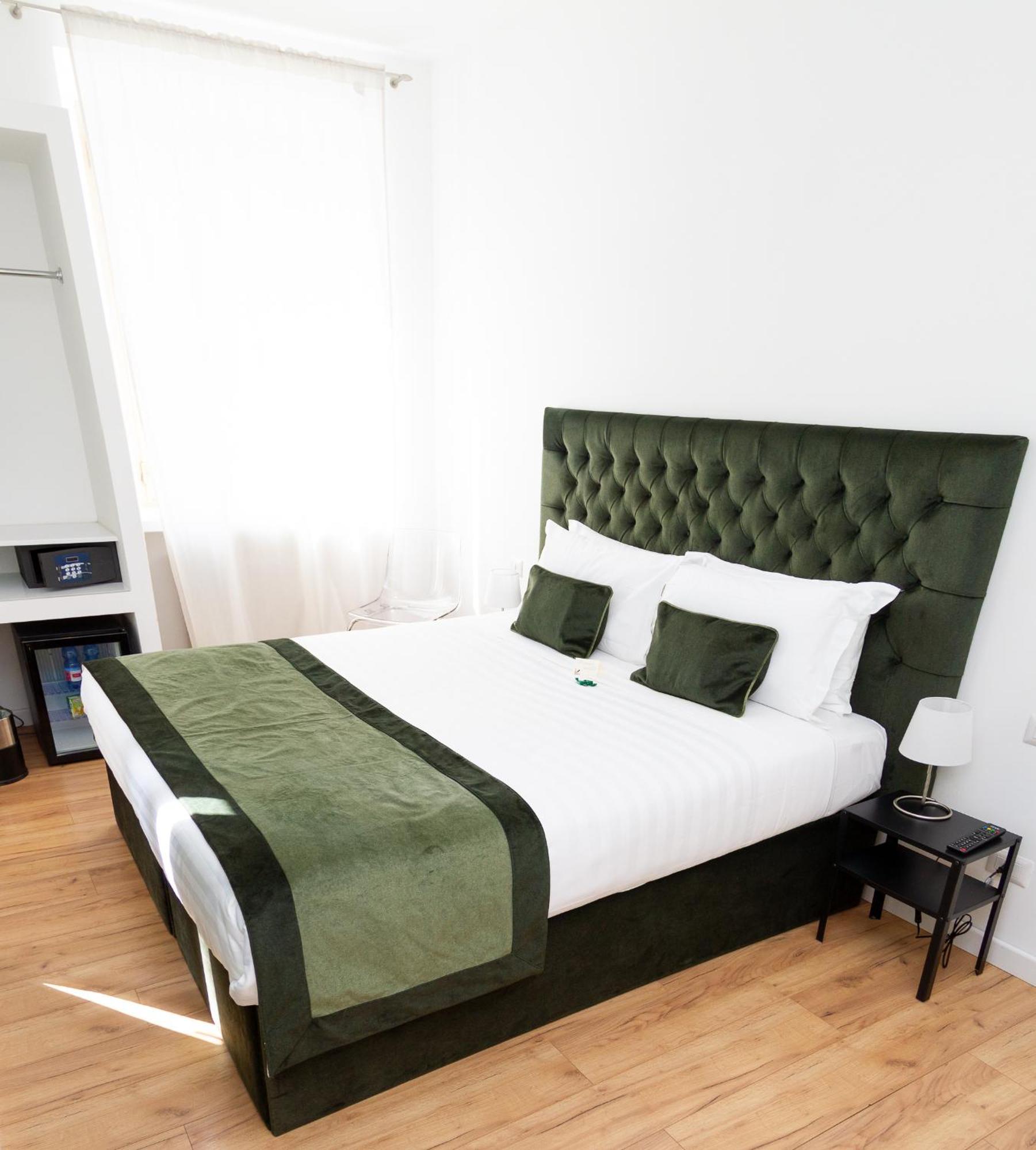 At St. Peter Rooms&apartment * Roma