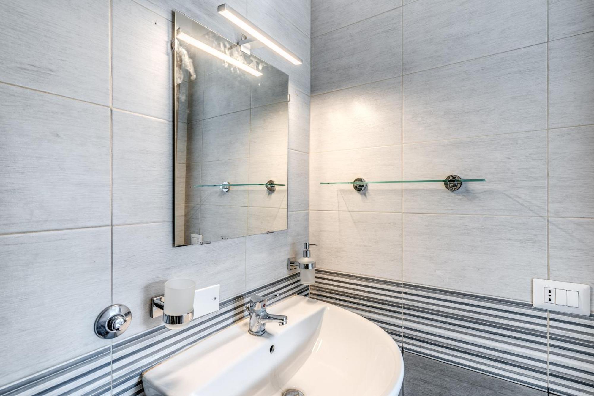 Re Di Lovely Apartment Rom