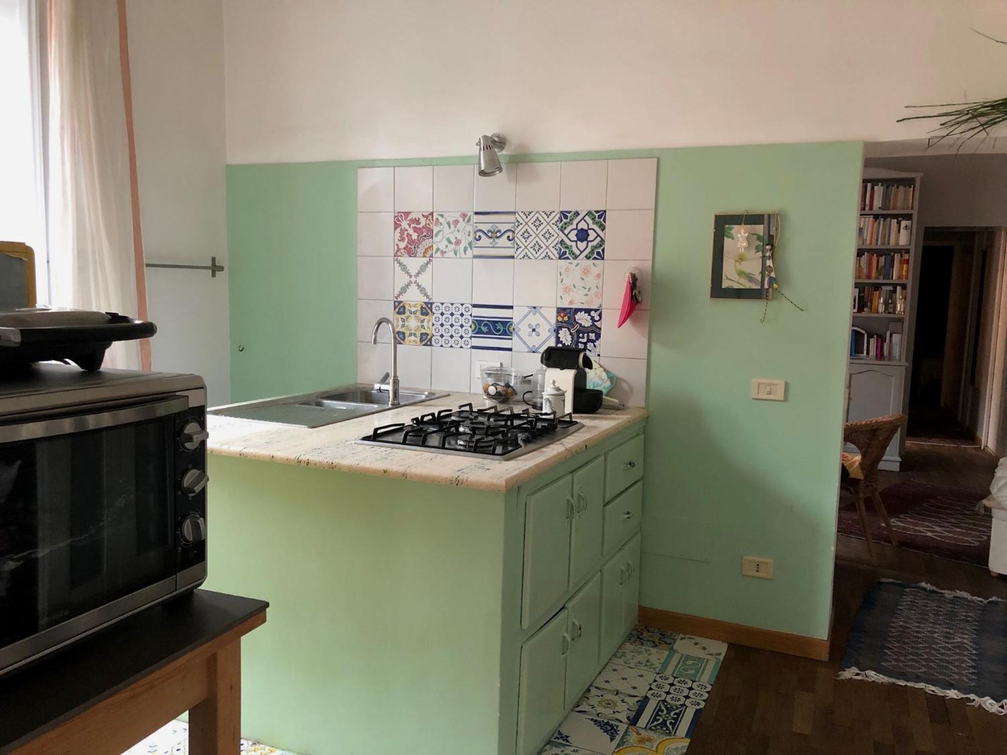 Large In Center Apartment Rome