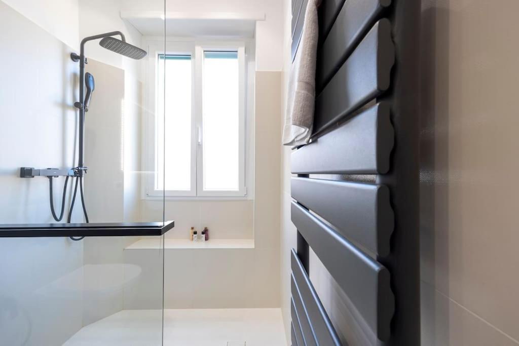 Stylish Air Conditionig Wifi Tv 50 Metro 4 Minutes Away Apartment Rome