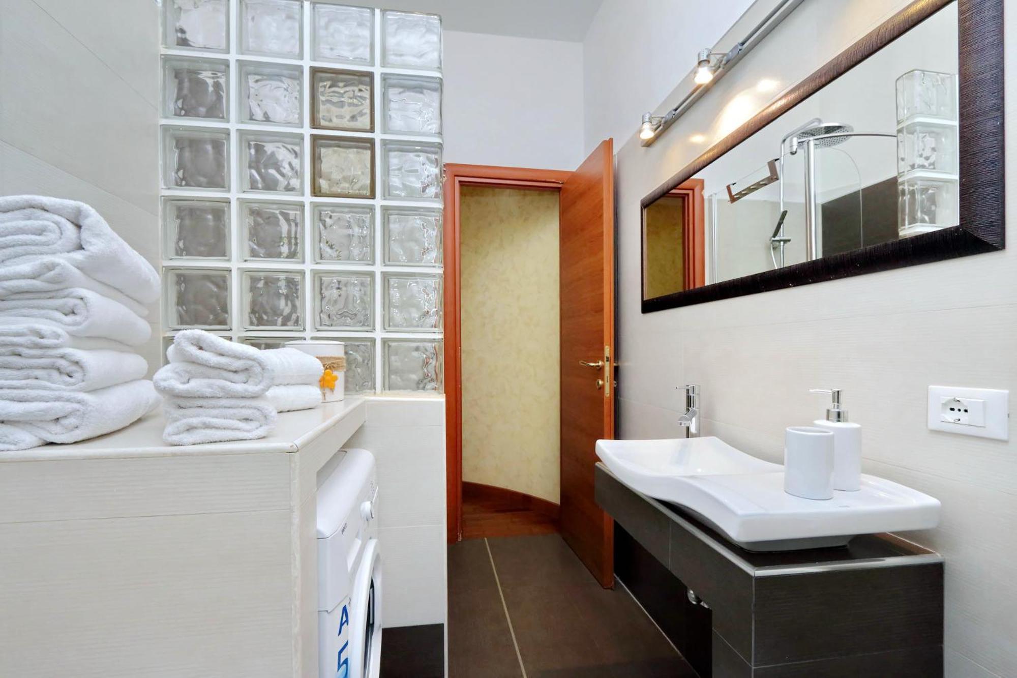 Apartment St Peter 1- Pretty Cozy Rome