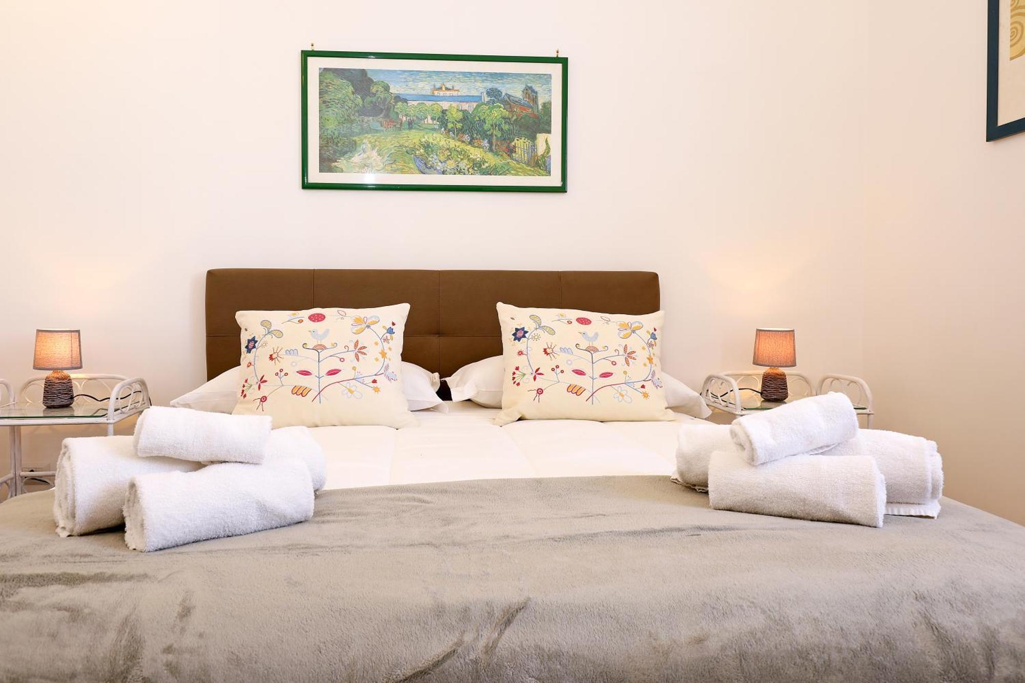 Apartment Cornelia - Charme Rome