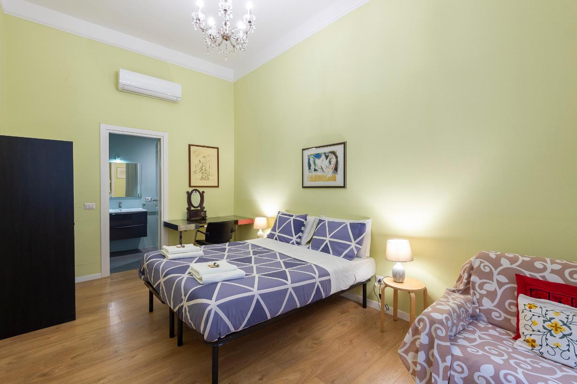 Luxury Three Bedrooms Flat In Center Leilighet *