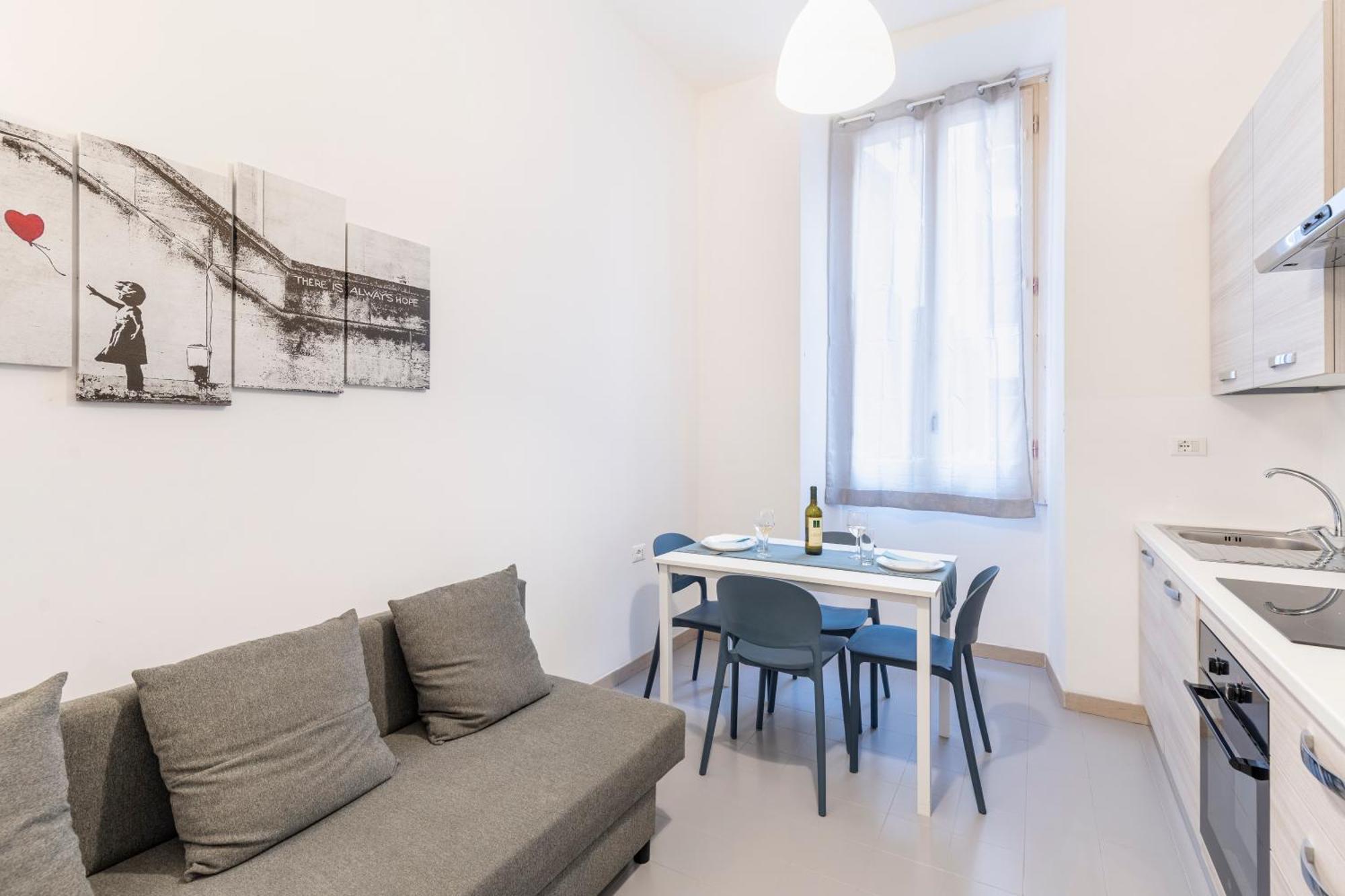 Hostly - Michelangelo Midtown-center Of Apartamento Roma