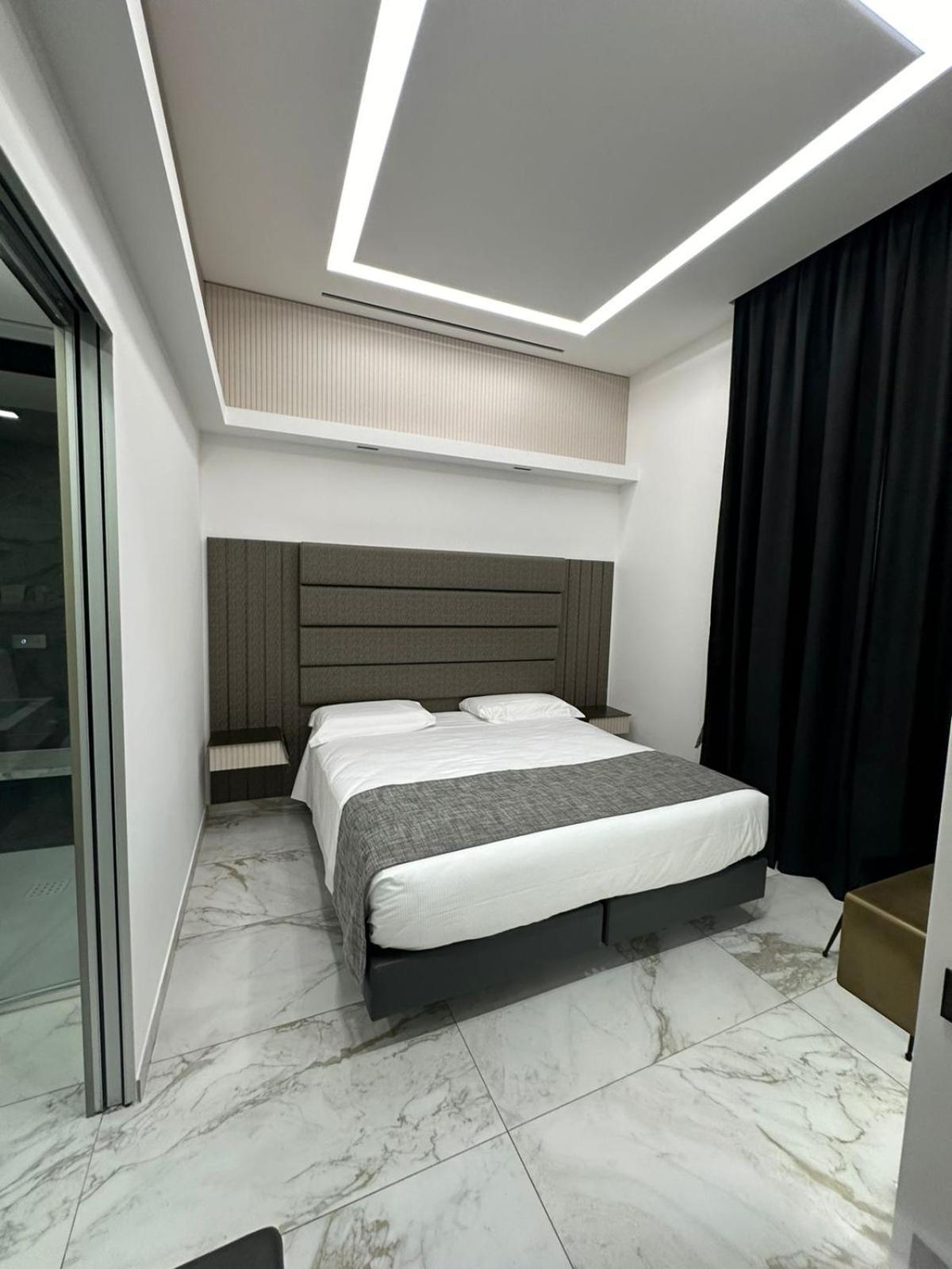 Maison Tritone Pensión Roma