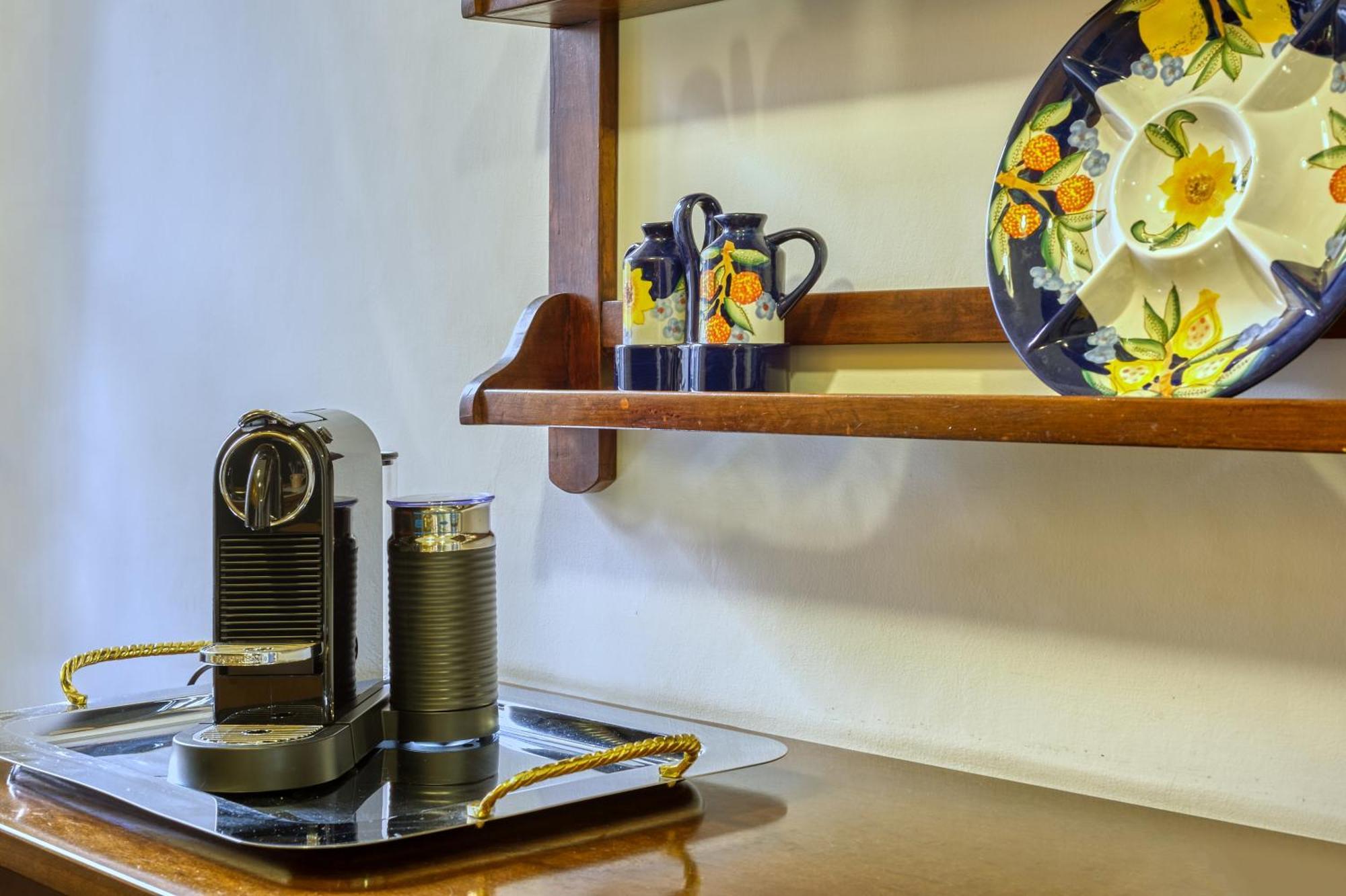 Vespasiano Luxury For 4 Apartamento