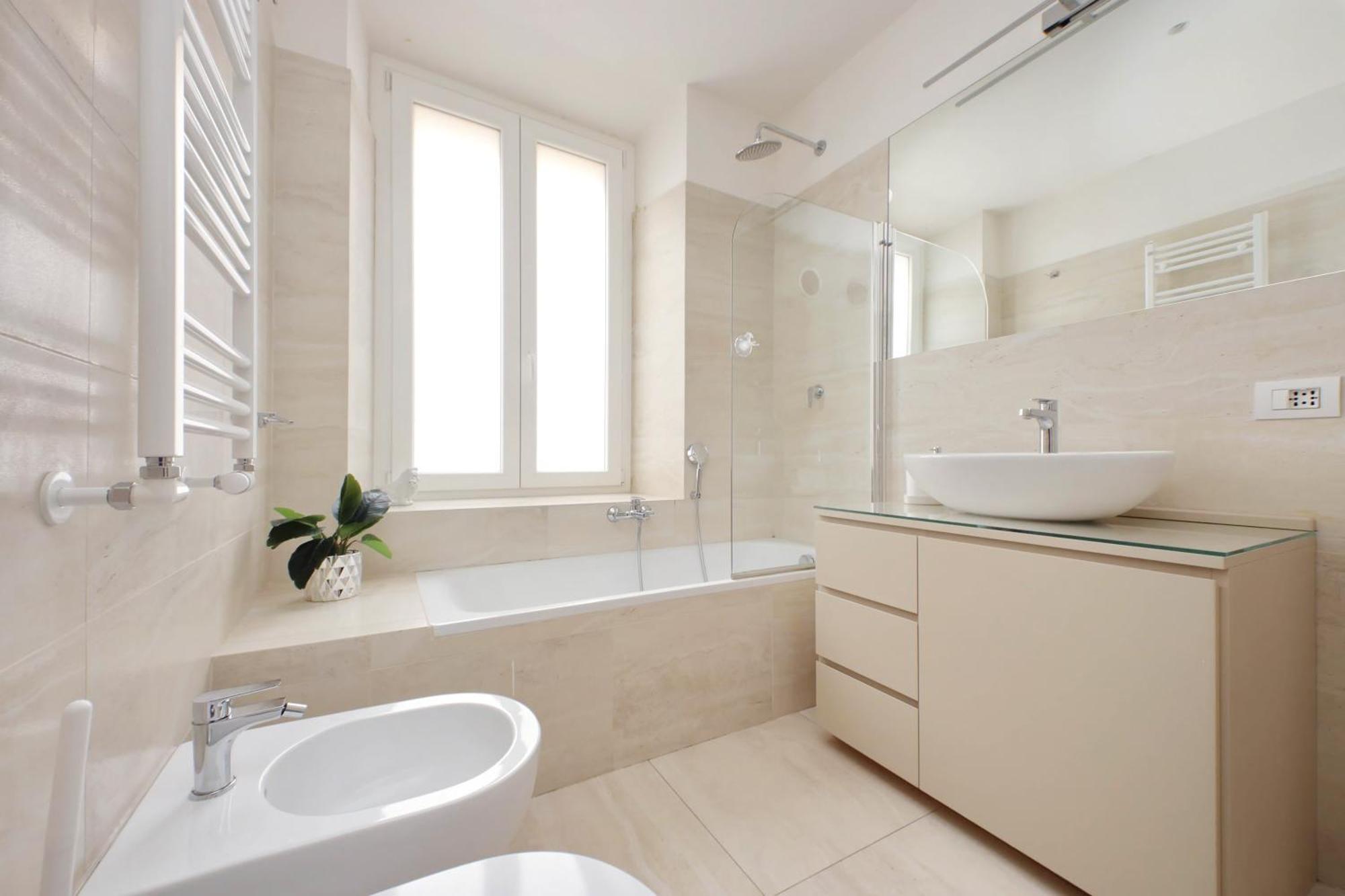Elegant And Spacious Apartment, Vespasiano 9 Appartamento Roma
