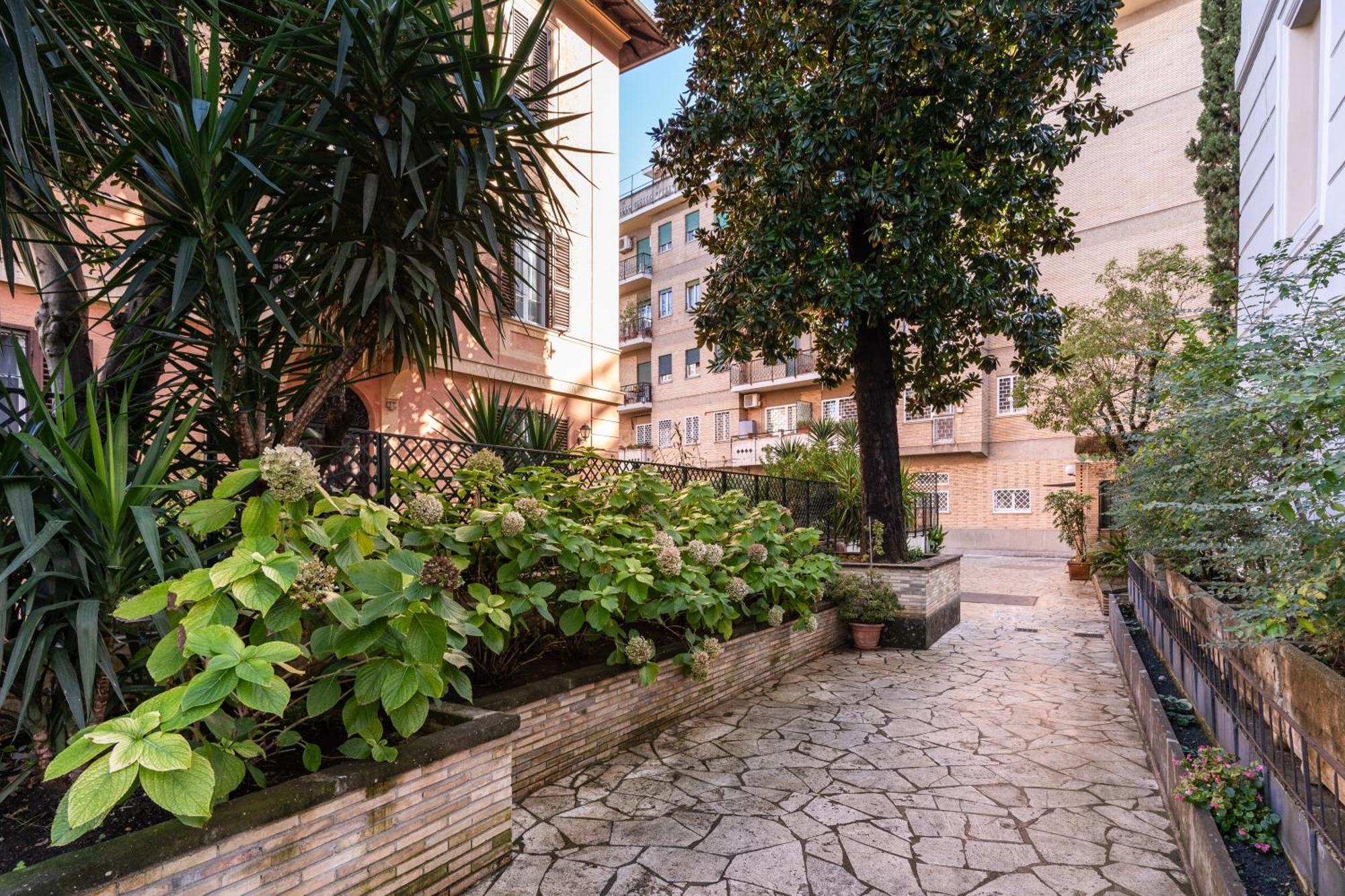 Residenza Coppede Apartamento *