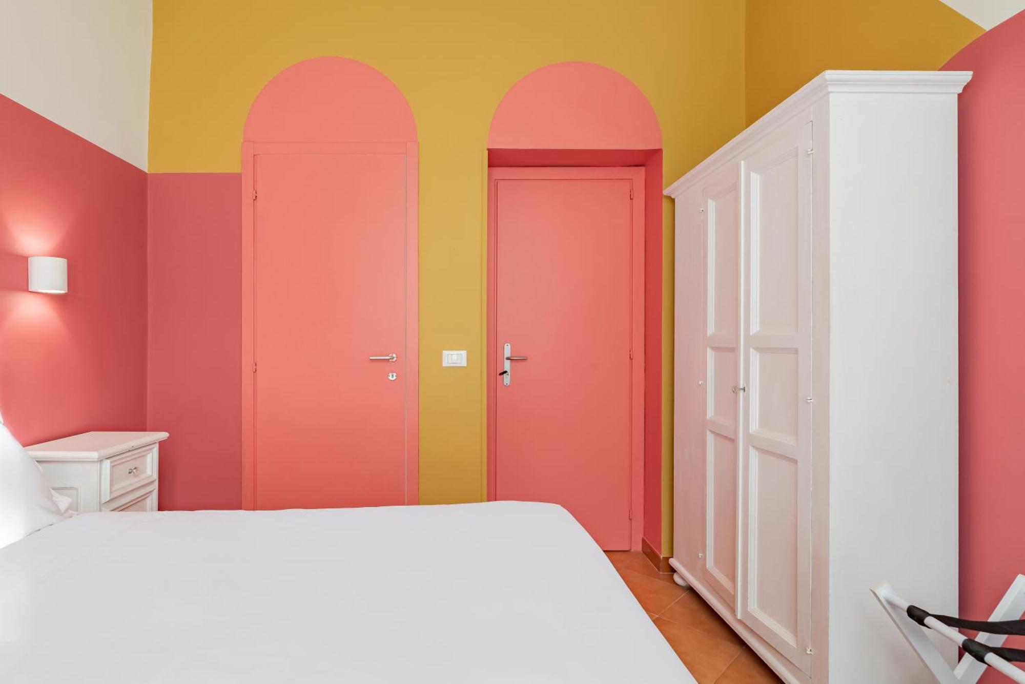 Hotell Infinito - Gruppo Blam
