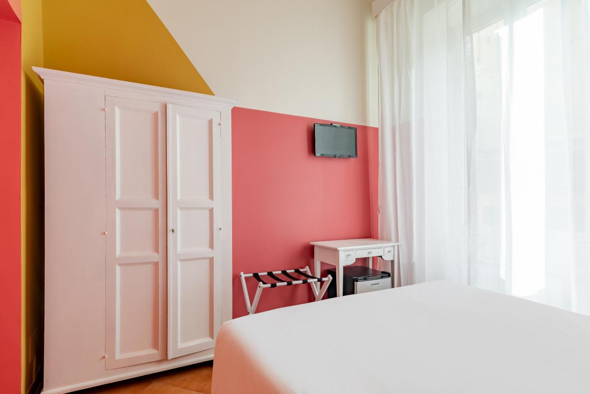 Hotell Infinito - Gruppo Blam 3*