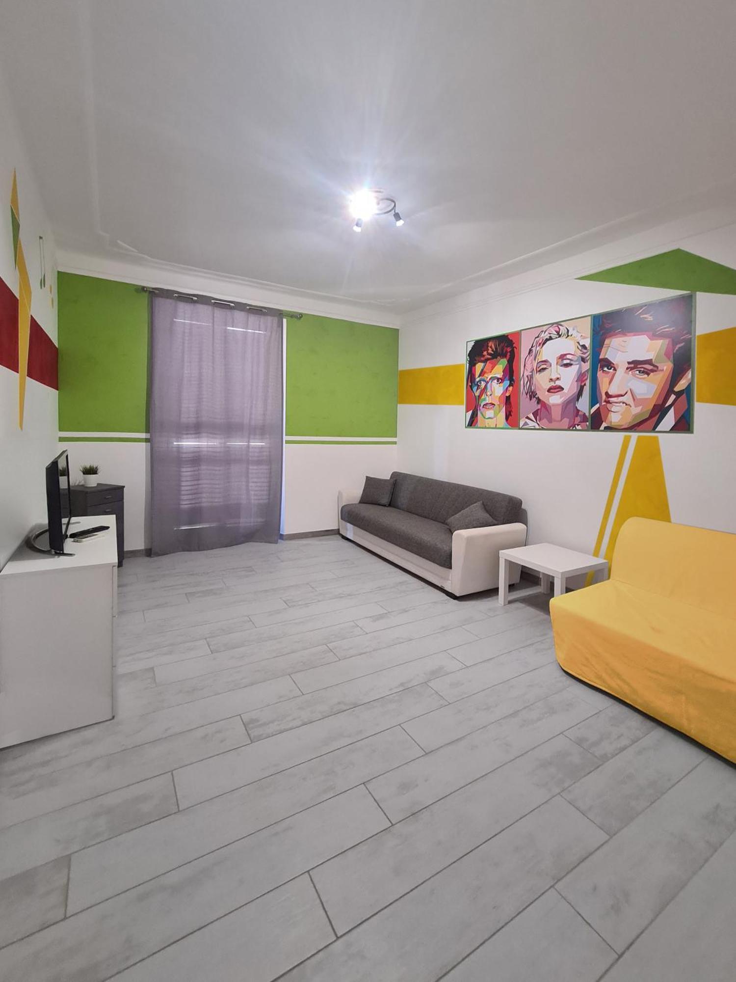 Apartment Apt Re Di