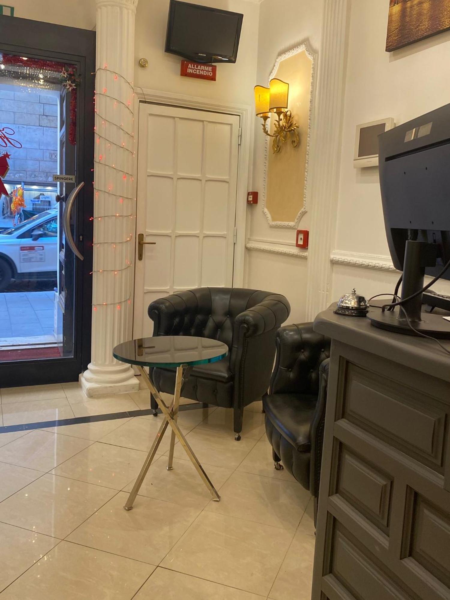 Erdarelli Hotell 3*
