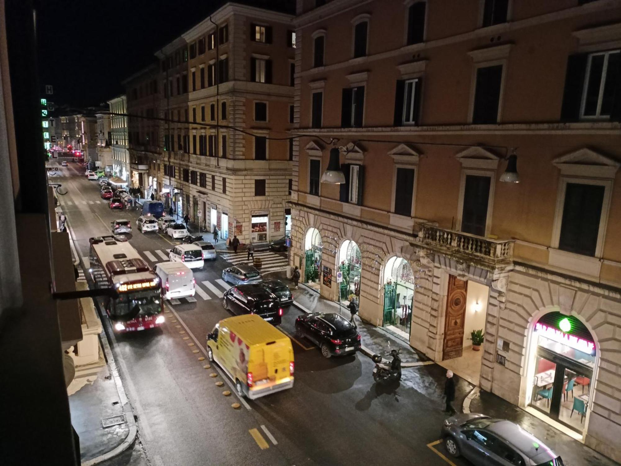 - Termini House Appartamento Roma