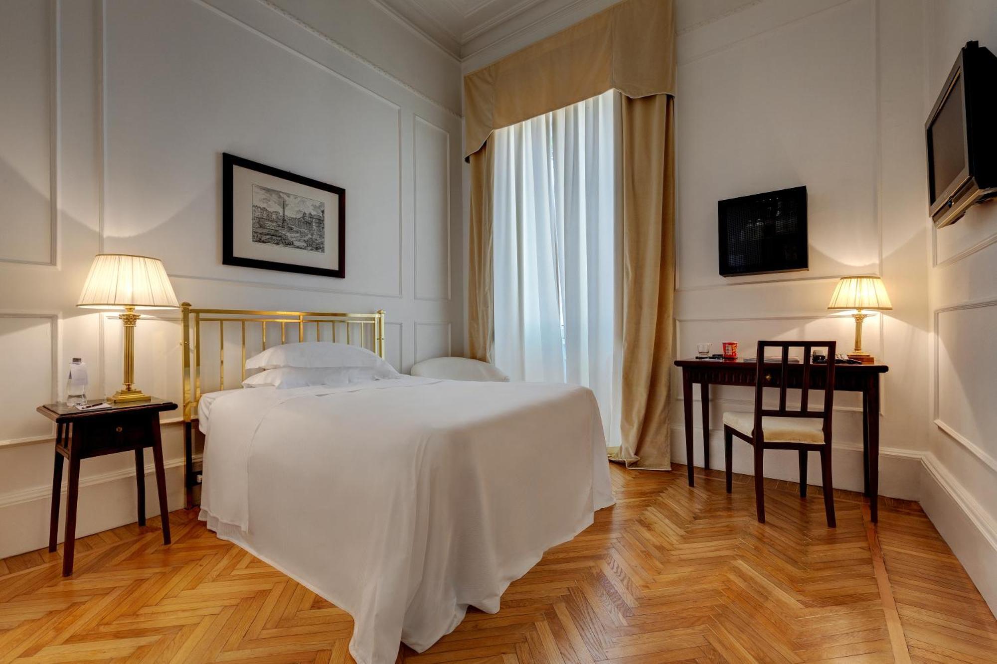 Grand Plaza Hotel 5*