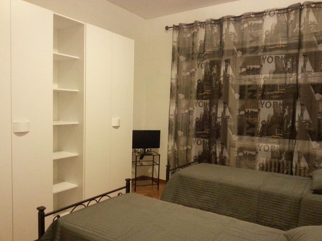 For Bed & Breakfast Roma