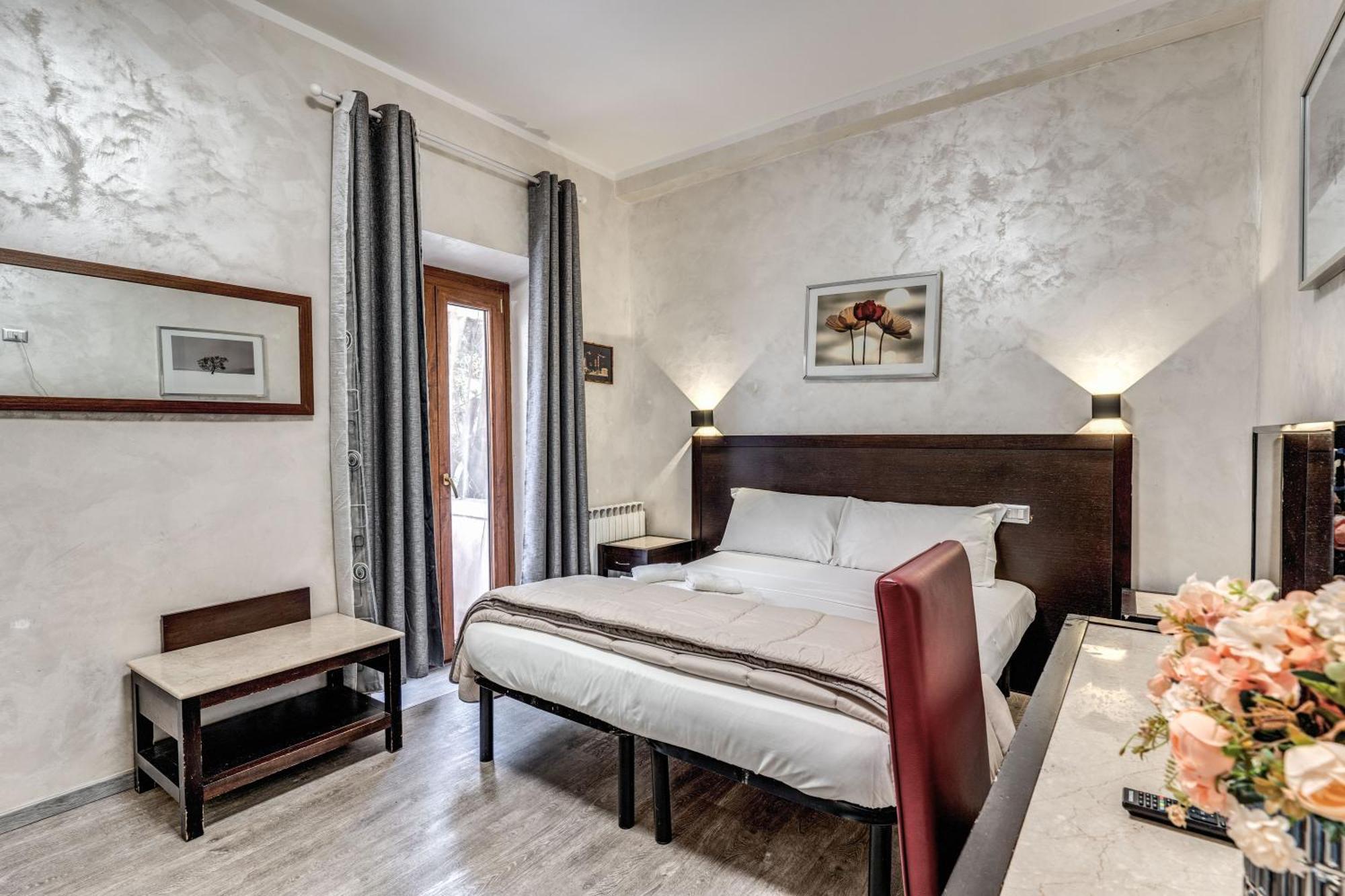 Family House Hotell *