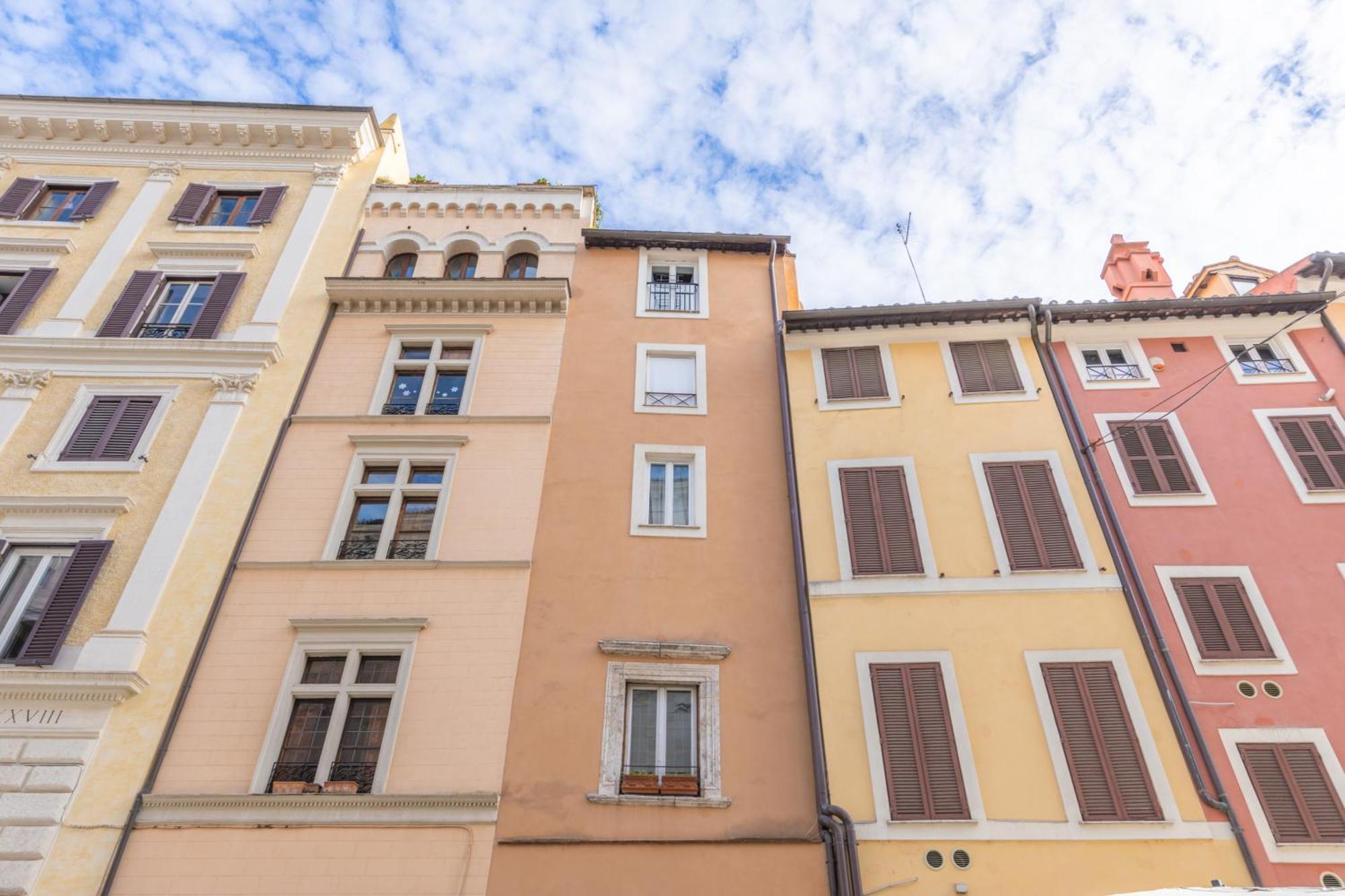Ac21 - Palazzetto Campo De' Fiori Appartamento *