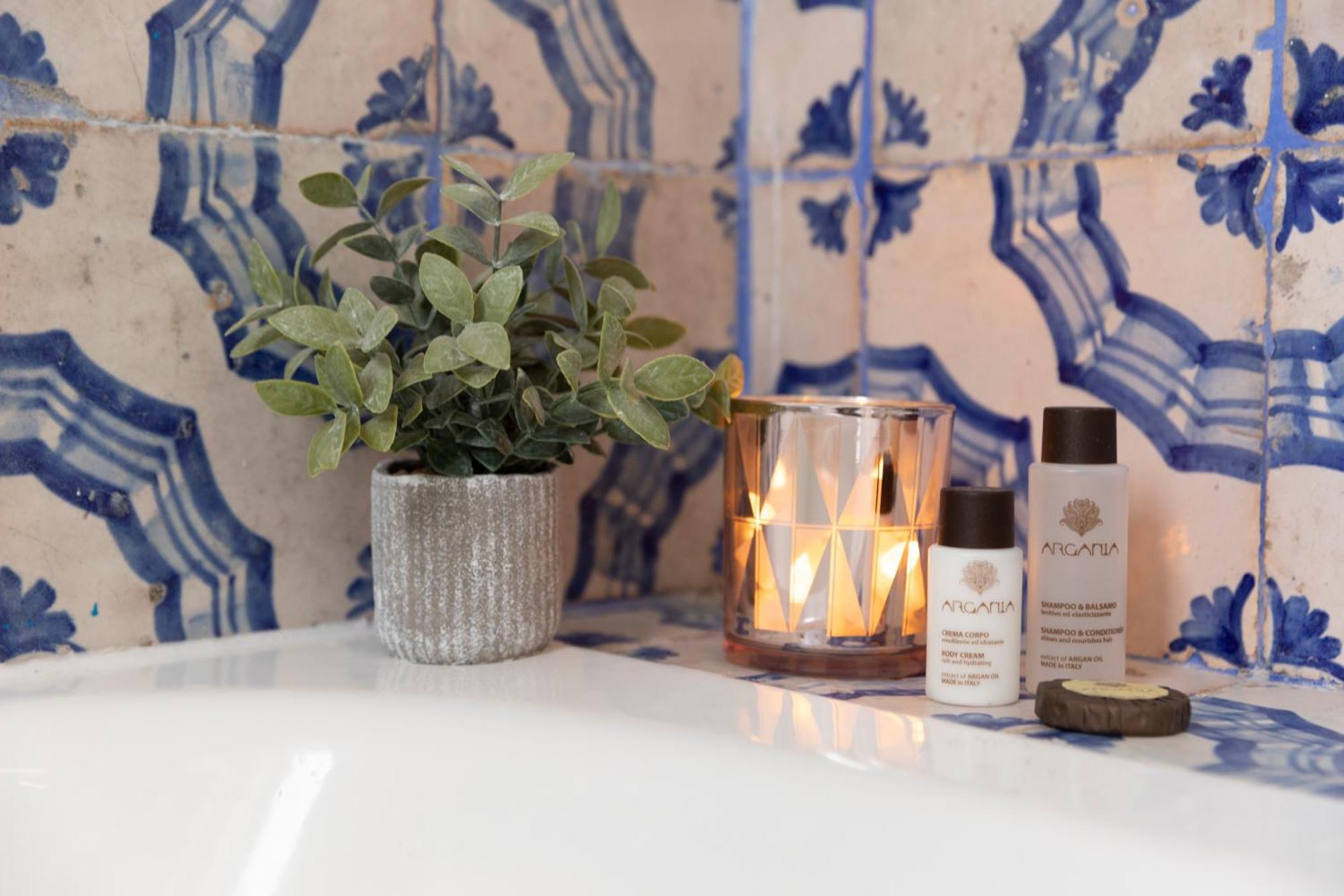 Colosseo Apartment- Heart Of Rione Monti * Roma