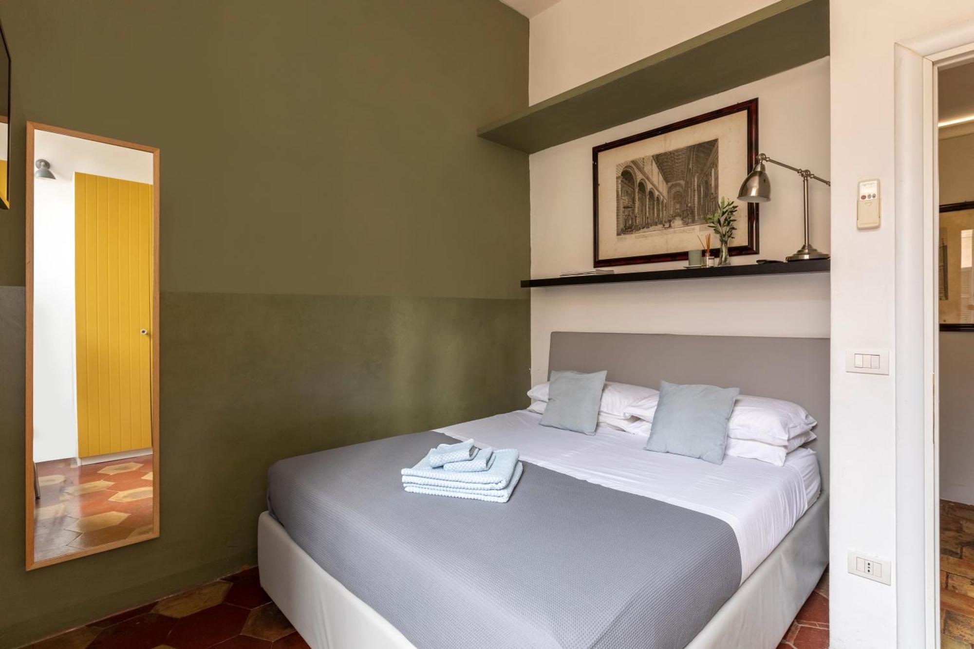 Colosseo Apartment- Heart Of Rione Monti * Roma