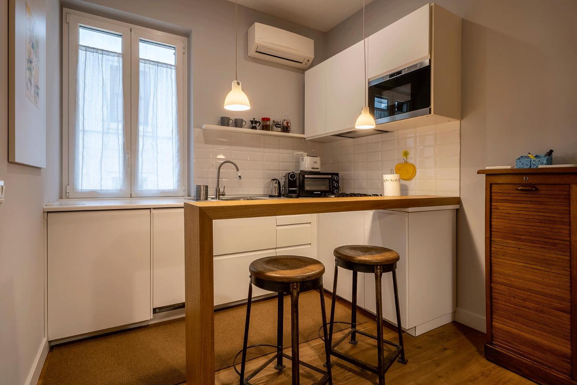 Fotofever Apt, Two Bedrooms With Air Conditioned In Elegant Shopping Area, Close To Vatican Roma