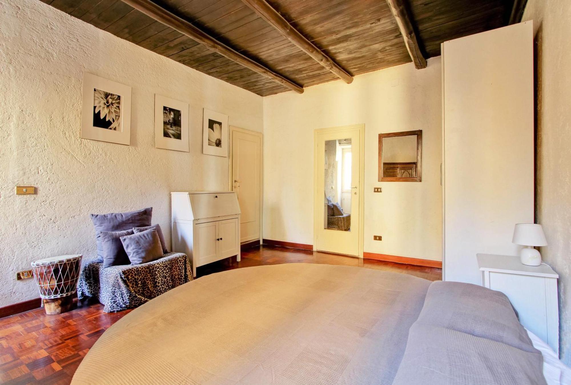 Campo De Fiori - Loft In Originario Anfiteatro Apartment *