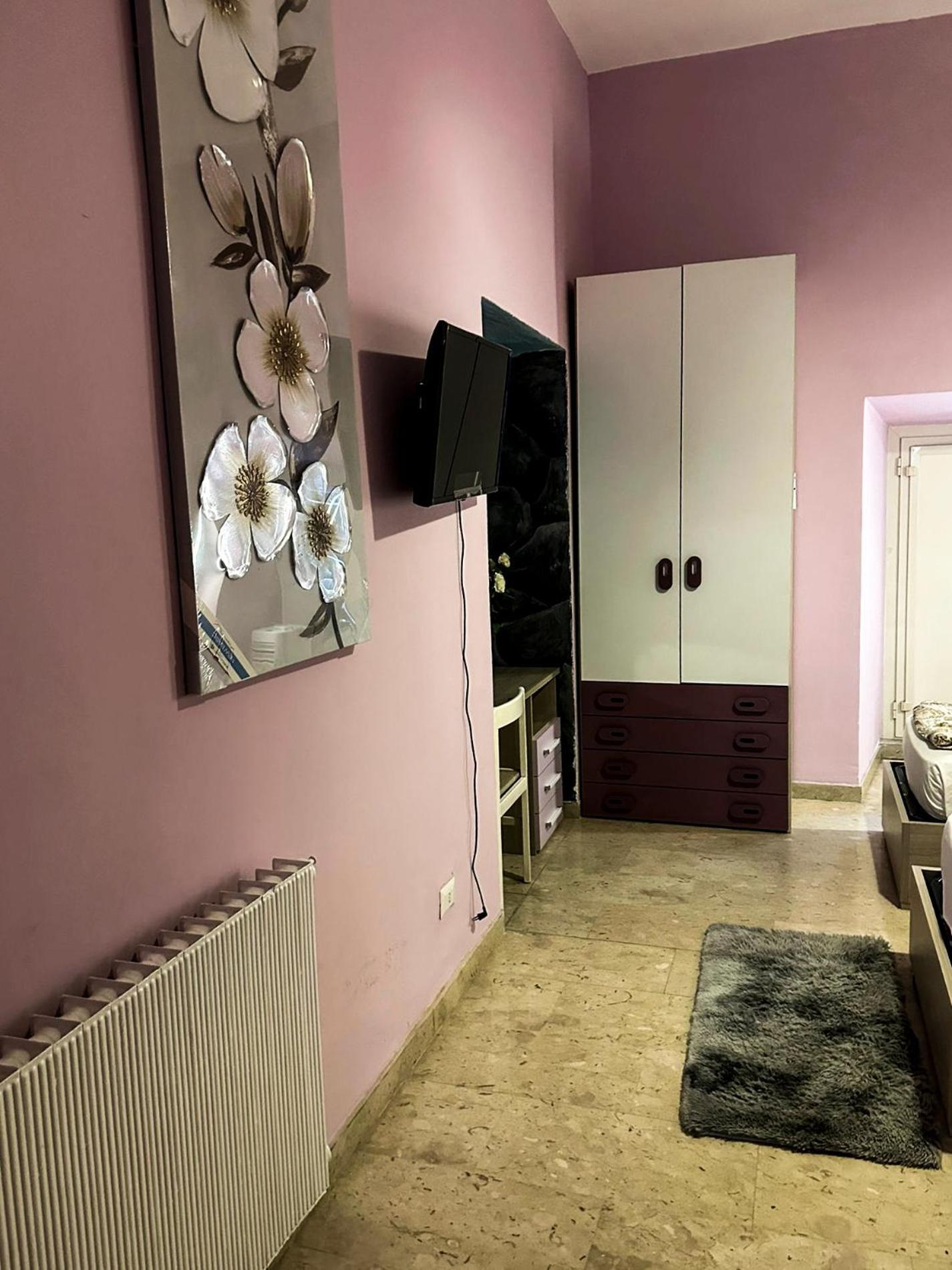 Hostal Sina Rent