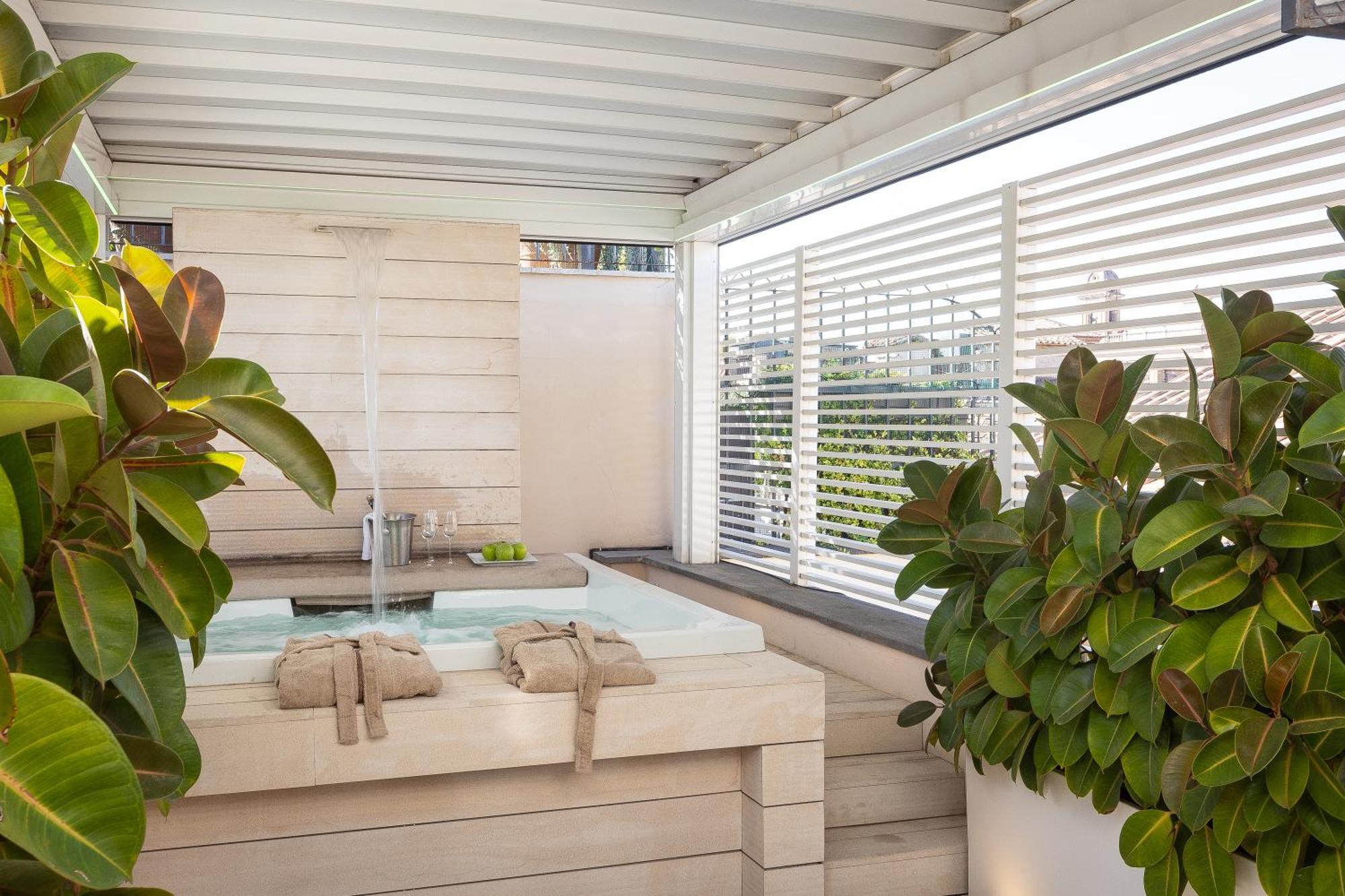 Appartamento Amazing Piazza Venezia With Jacuzzi And Terrace Roma