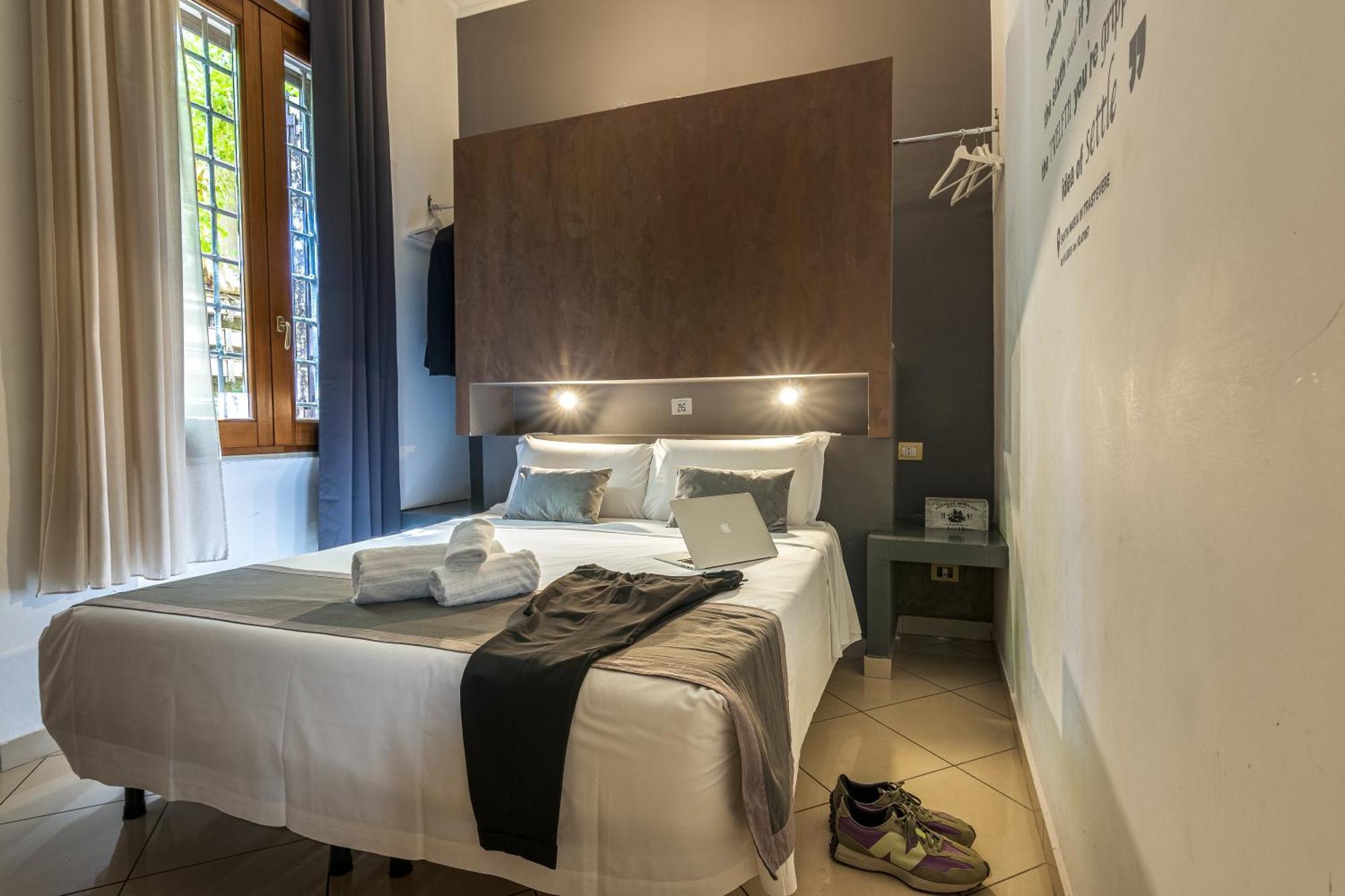Crossroad Hotell