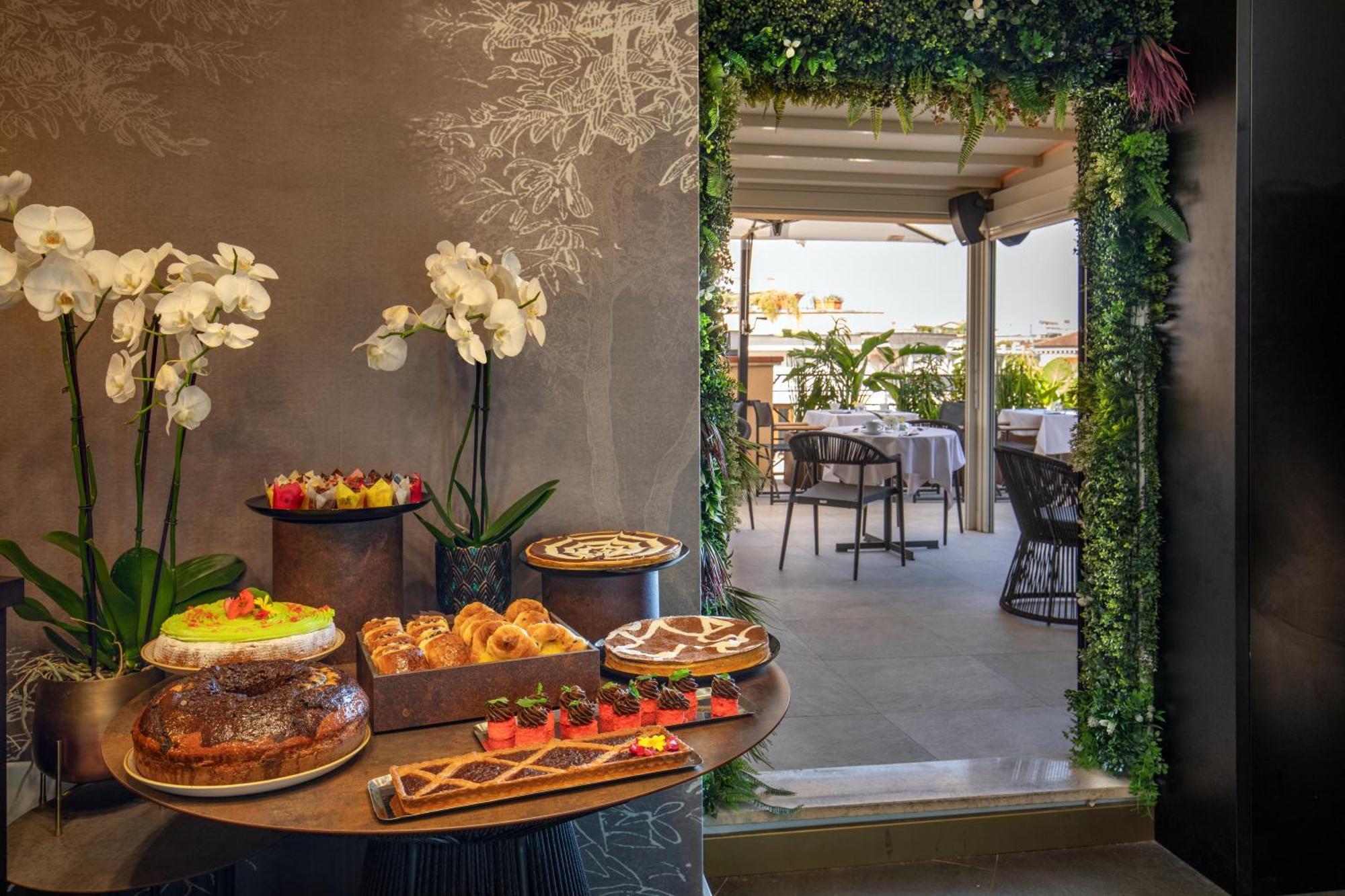 Gallia Hotel 4*