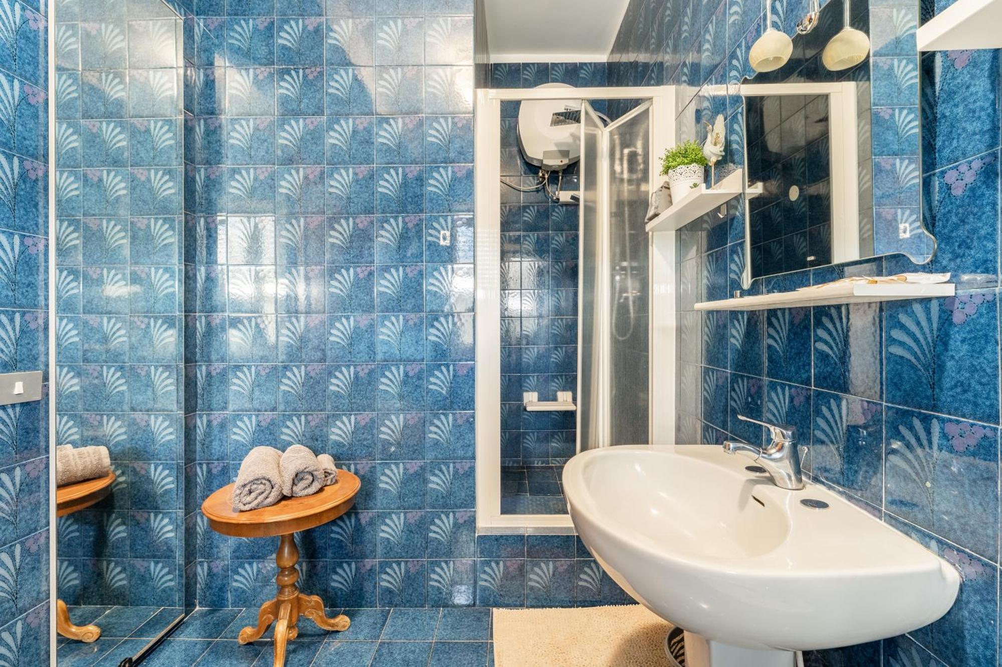 Colombo Penthouse Wi Fi Netflix Ac Gjestgiverier Roma