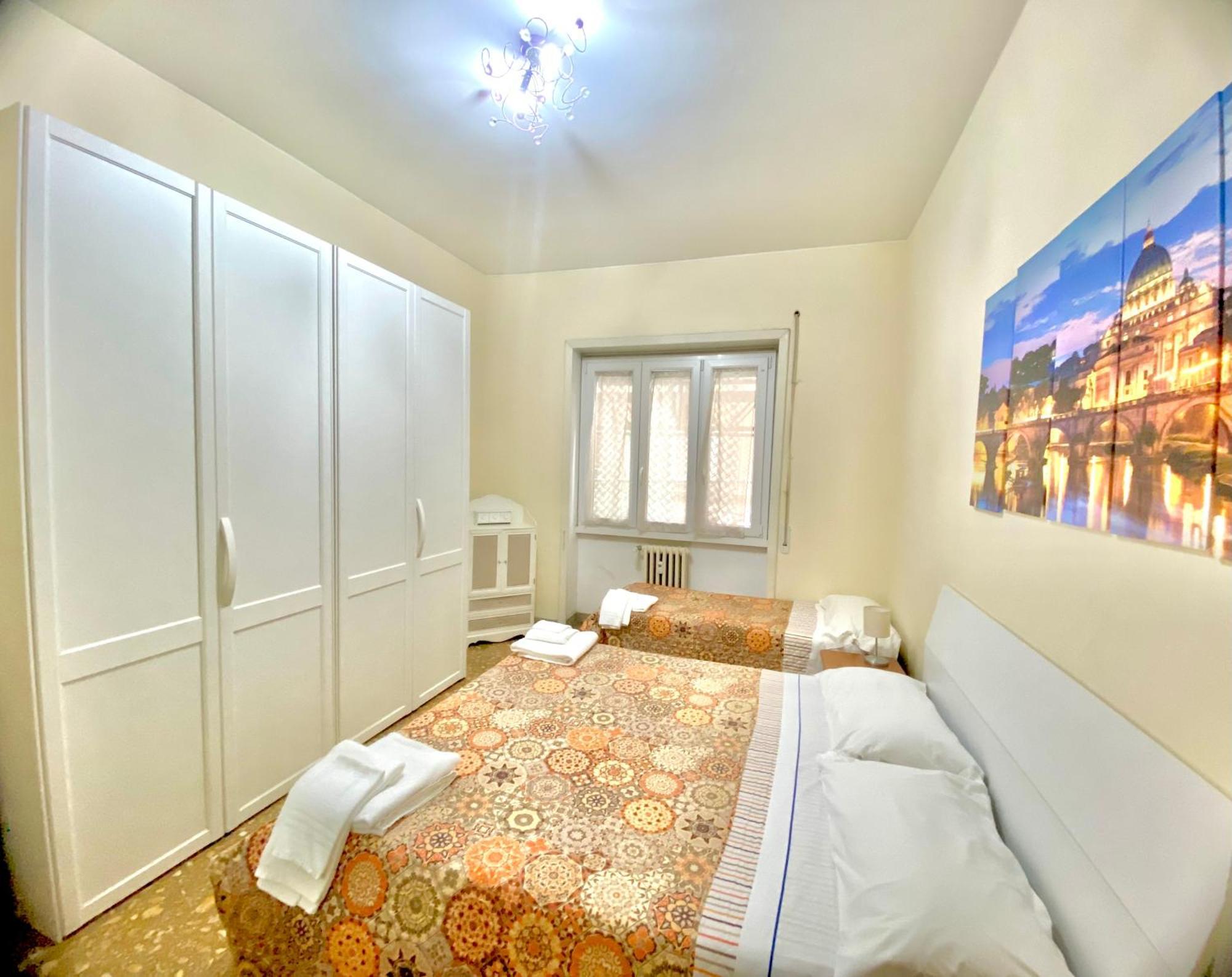 Palazzo Senesi Apartment