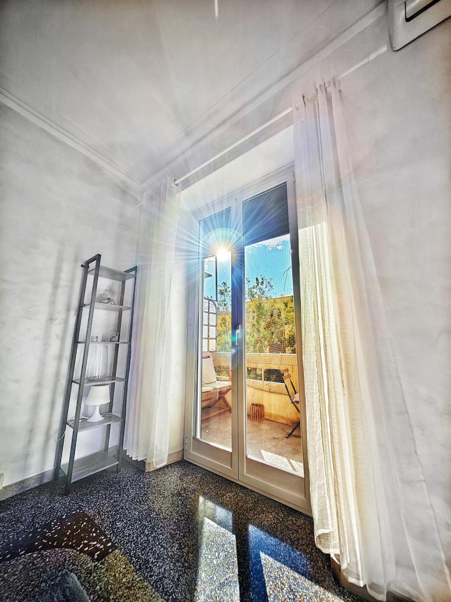 Vatican Maison *
