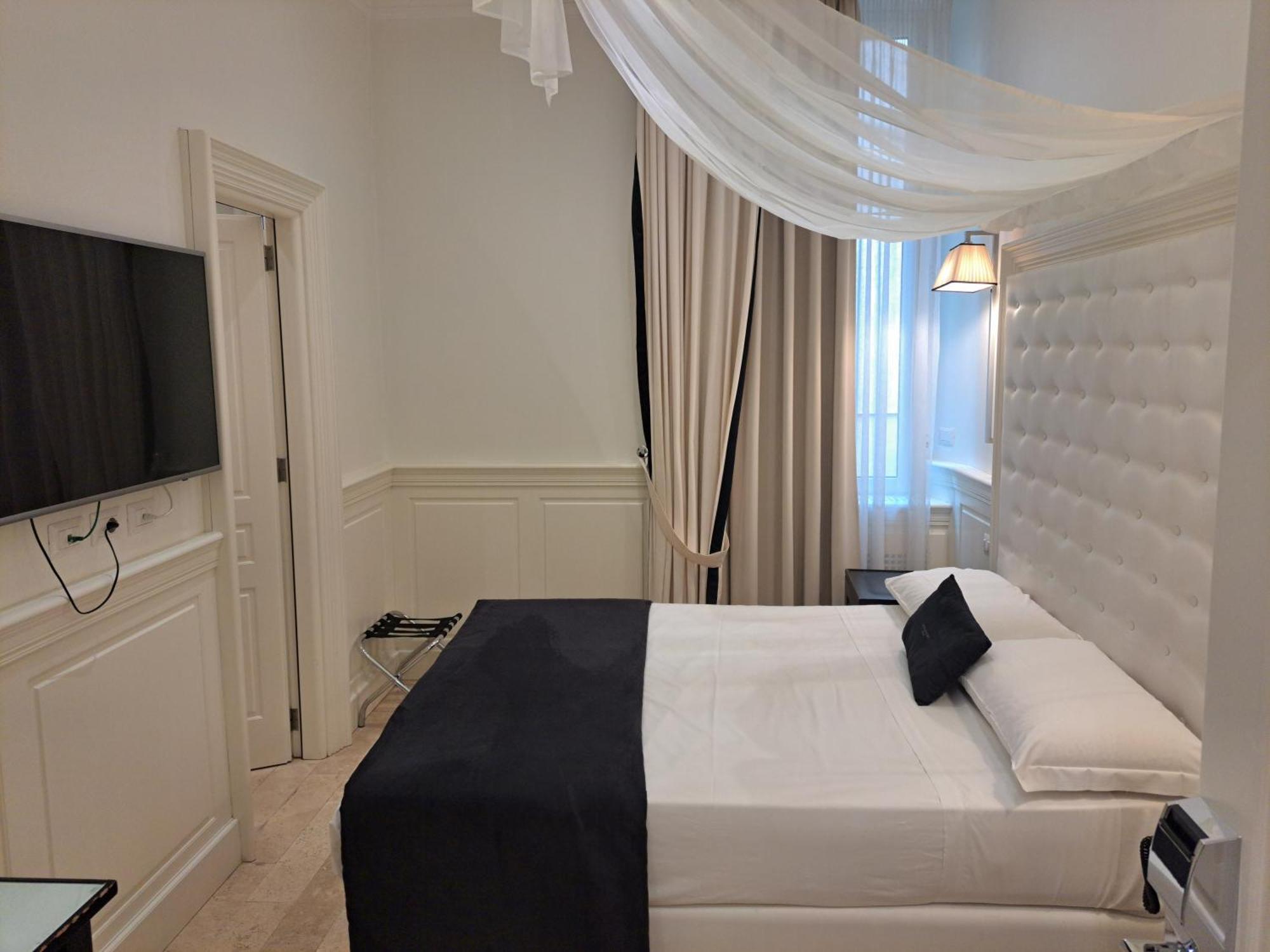 Hotel Dei Quiriti 3*