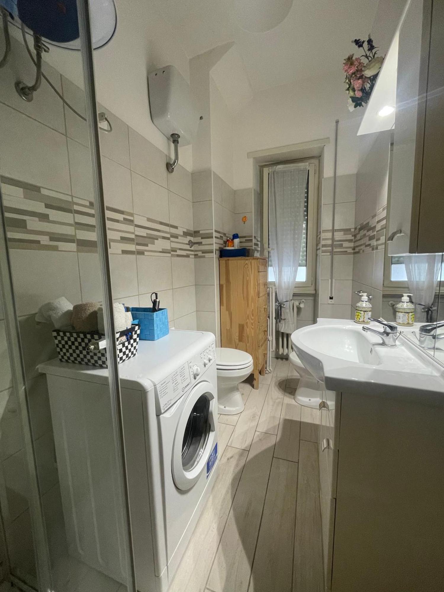 Apartment 14 Rom