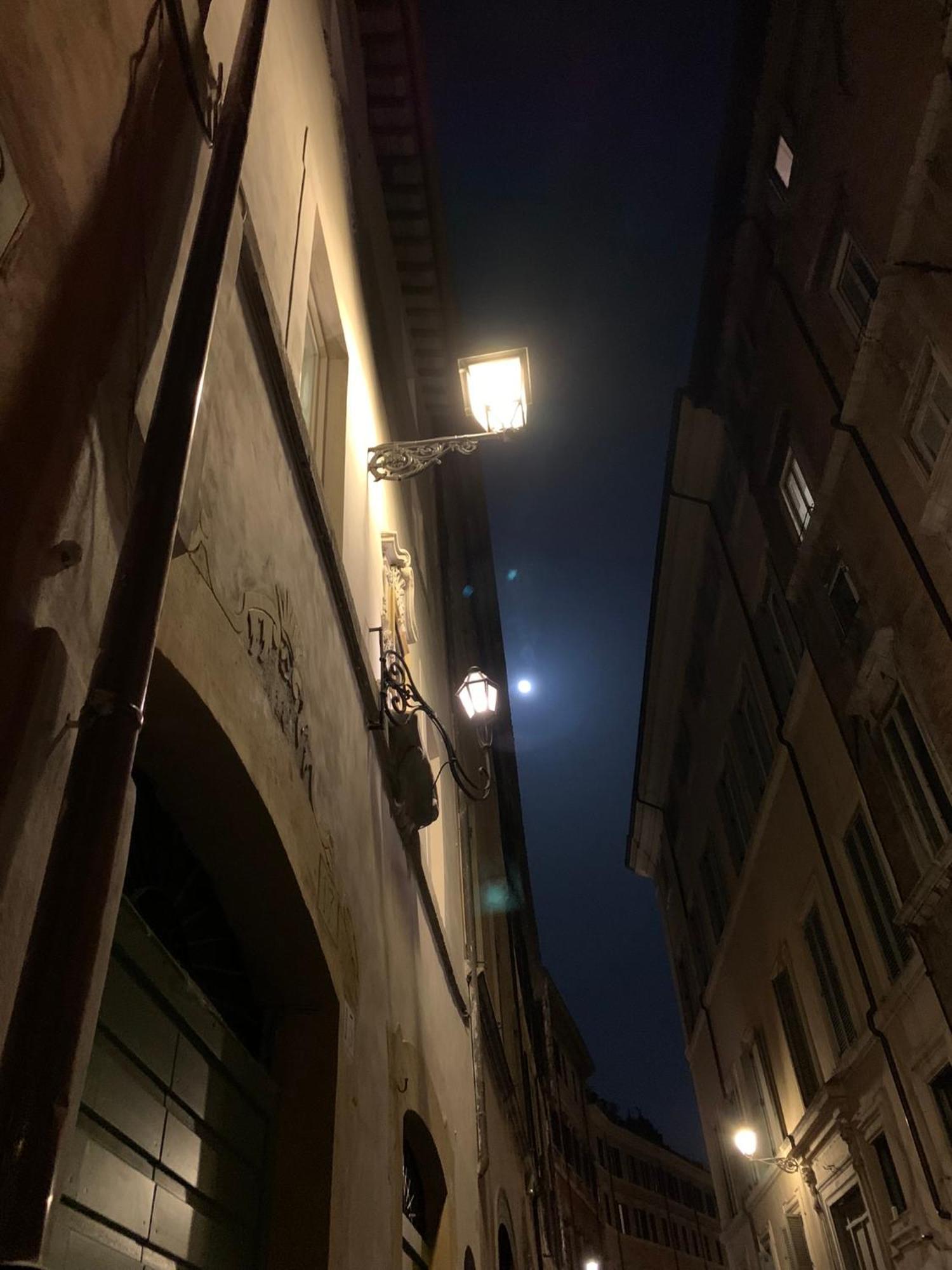 Apartment Old Monserrato In Campo De' Fiori Rom