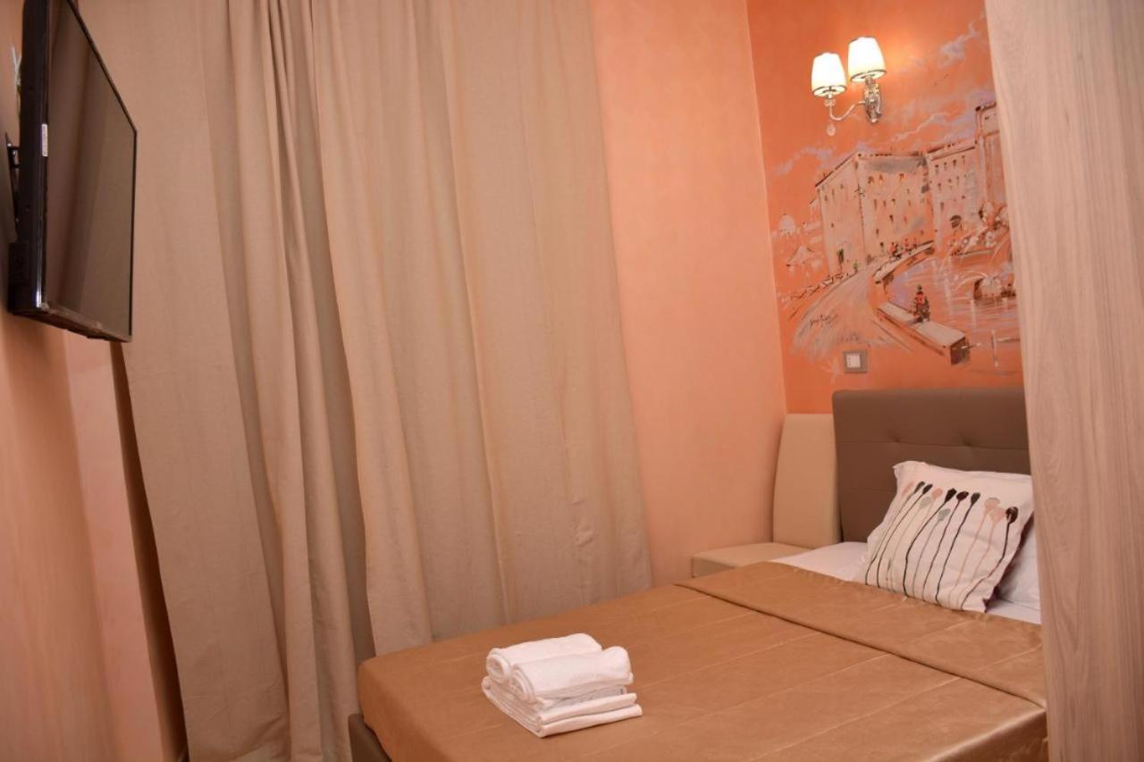 Italy Bed and breakfast Roma
