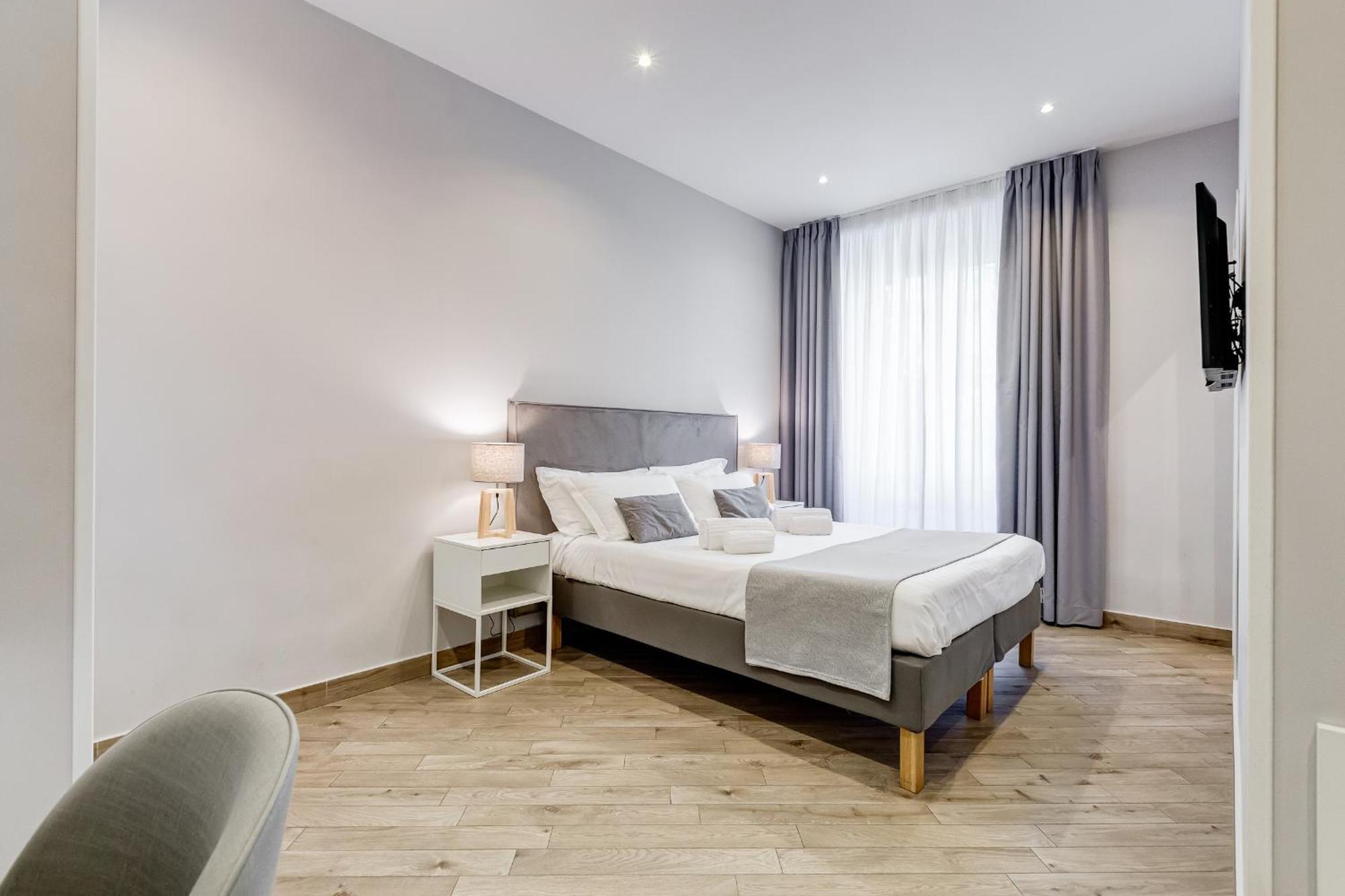 Casa de hóspedes Colonna Luxury 2*