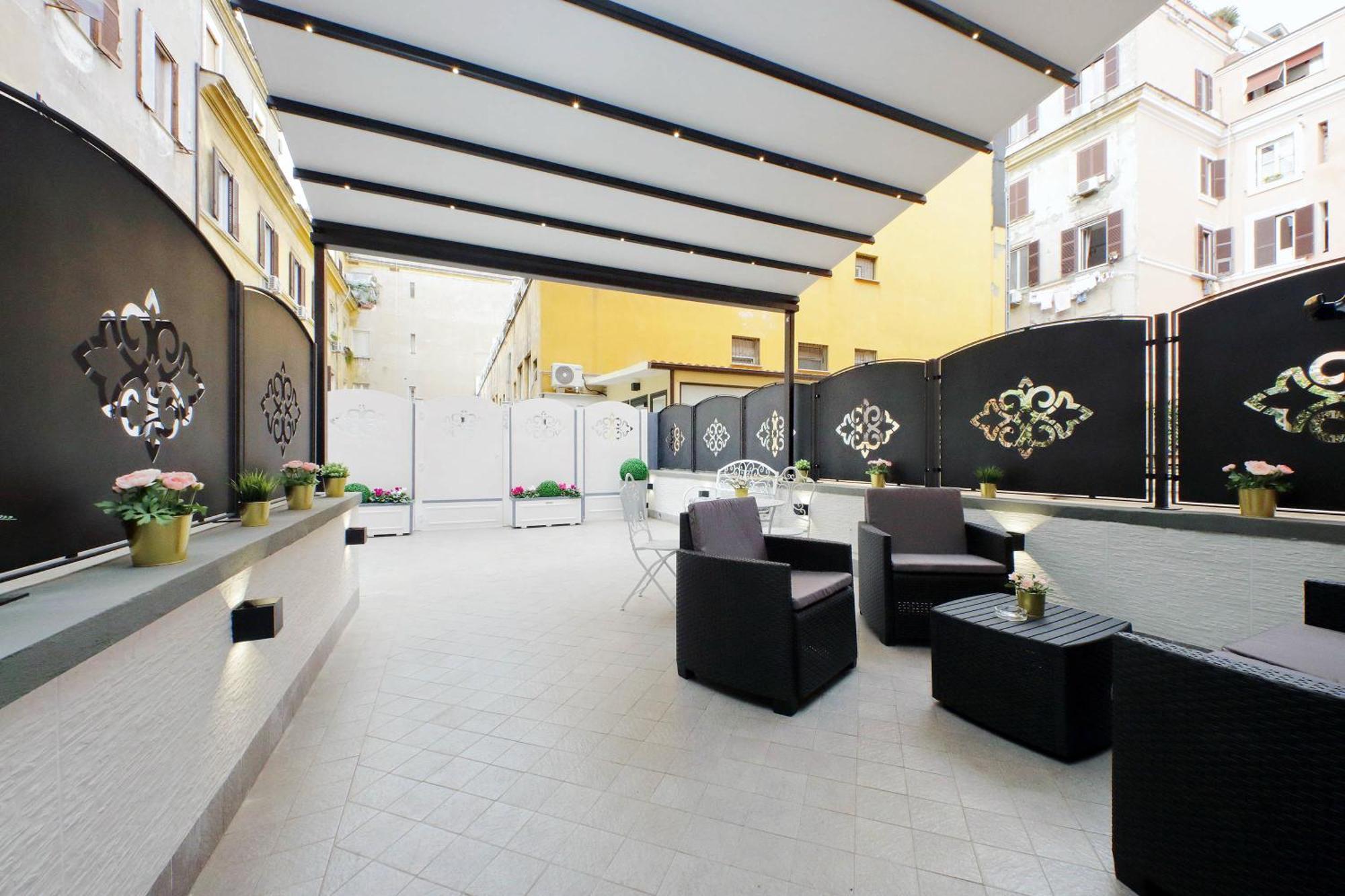 Guest house Roman Holiday Suites