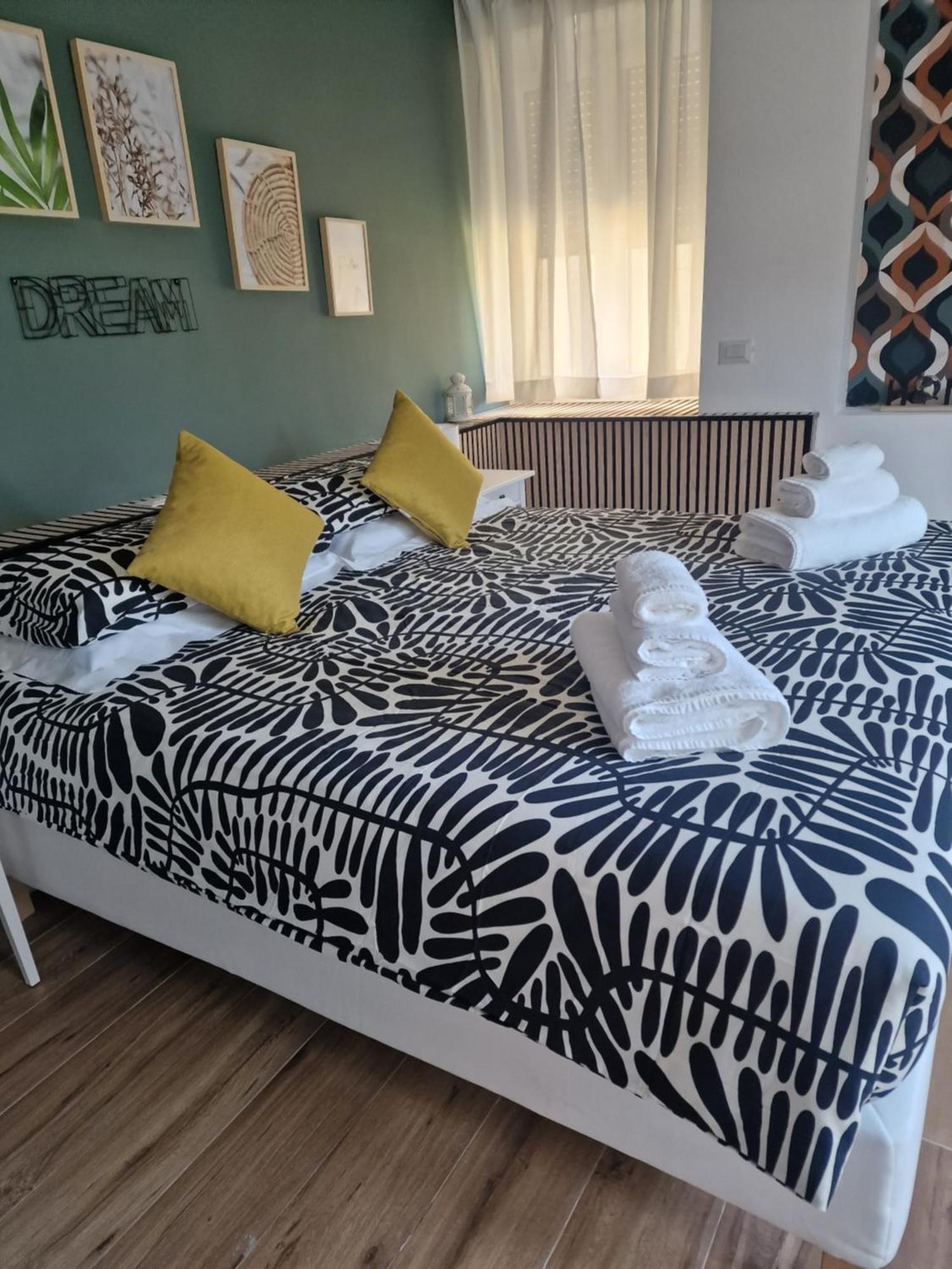 Leilighet K&y Elite Pineta Roma