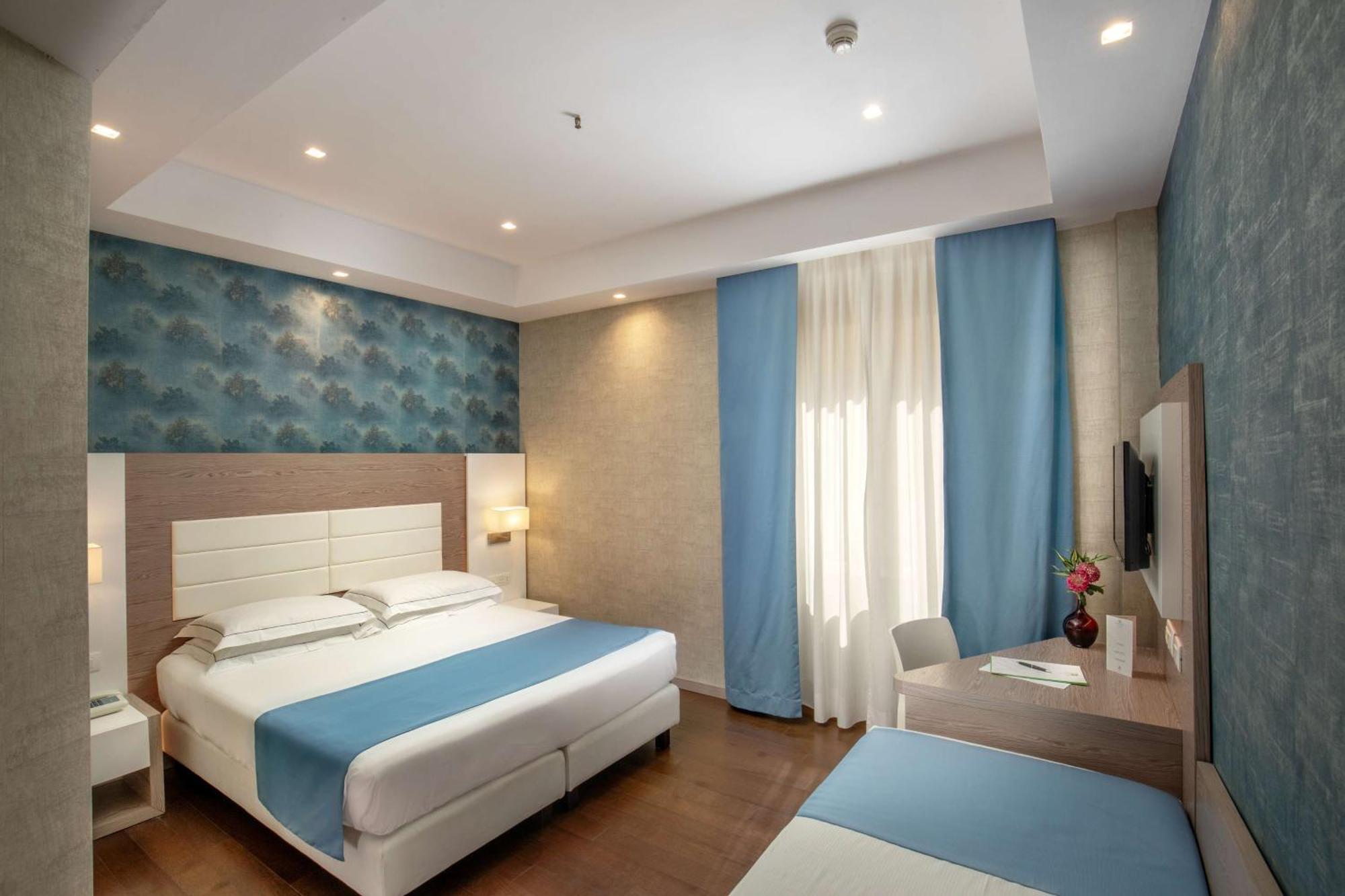 Hotel Diana Roof Garden 4*